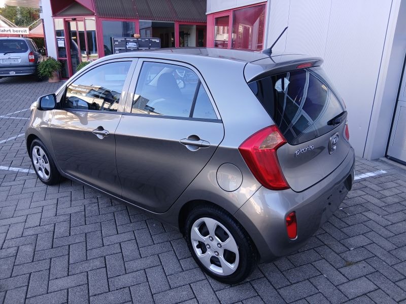 KIA Picanto 1.0 CVVT Trend-image-3