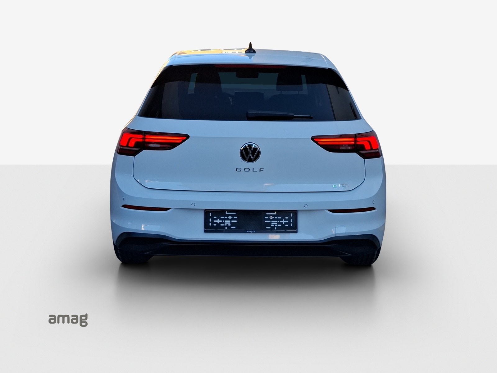 VW Golf 1.5 e TSI mHEV Trend DSG-showroom-element-3
