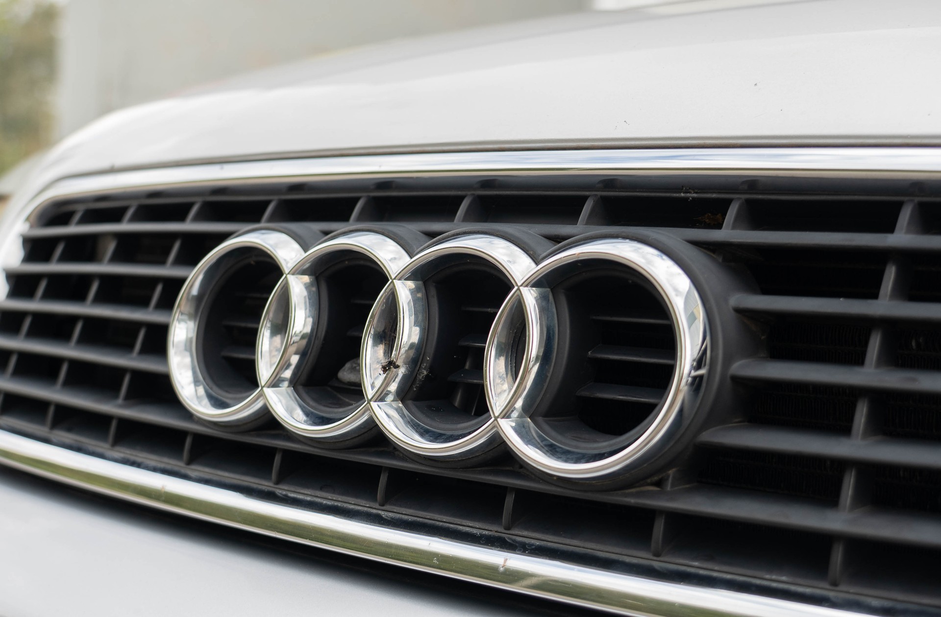 AUDI A4 1.8 T-image-7
