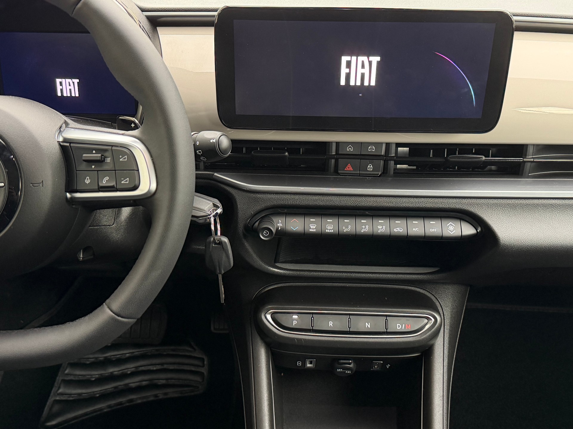 FIAT 600h MildHybrid | DCT Automat | Hersteller GARANTIE | 101PS | bis 1000km Reichweite | CarPlay | Bluetooth | fast *NEU*-image-10