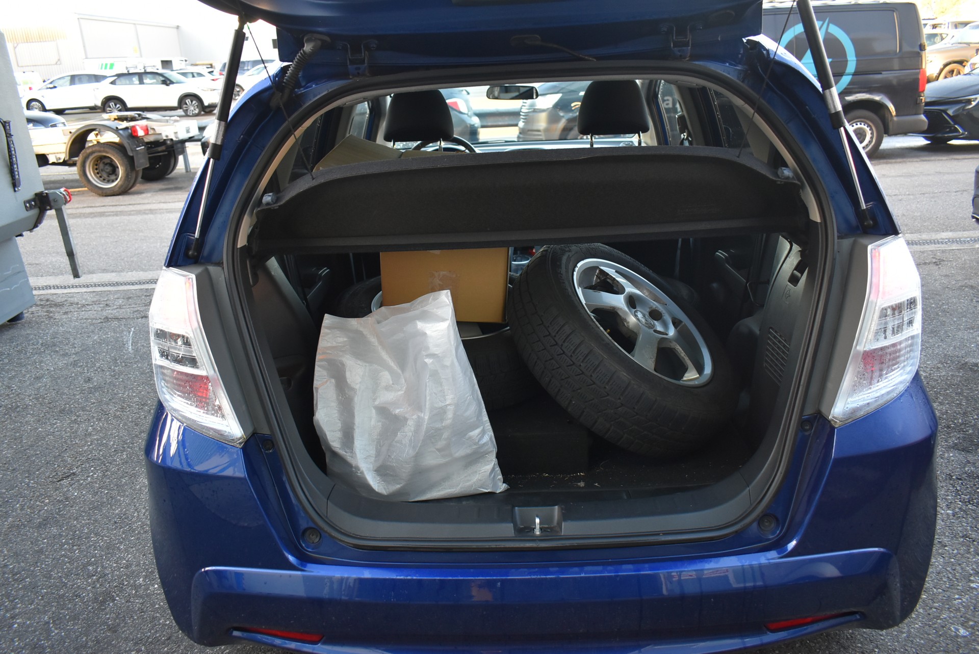 HONDA Jazz 1.3i Hybrid Exclusive CVT-image-9