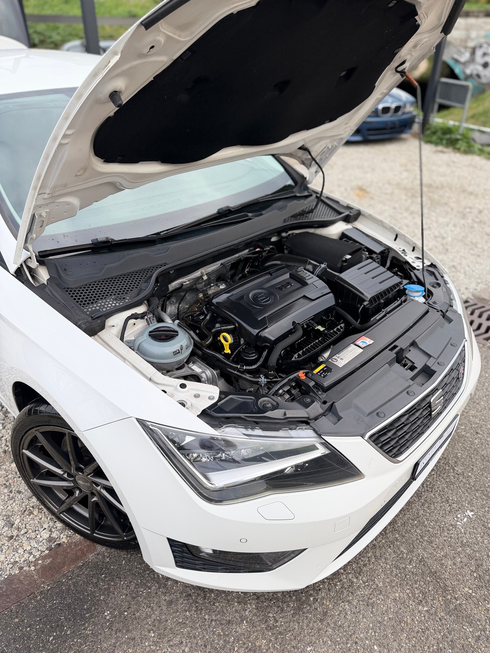 SEAT Leon SC 1.8 TSI FR DSG**Frisch Ab MFK**Garantie**Bose-Sound**-image-15