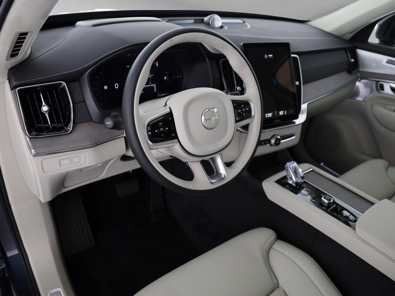 VOLVO XC90 2.0 T8 TE Ultra Dark eAWD-image-10