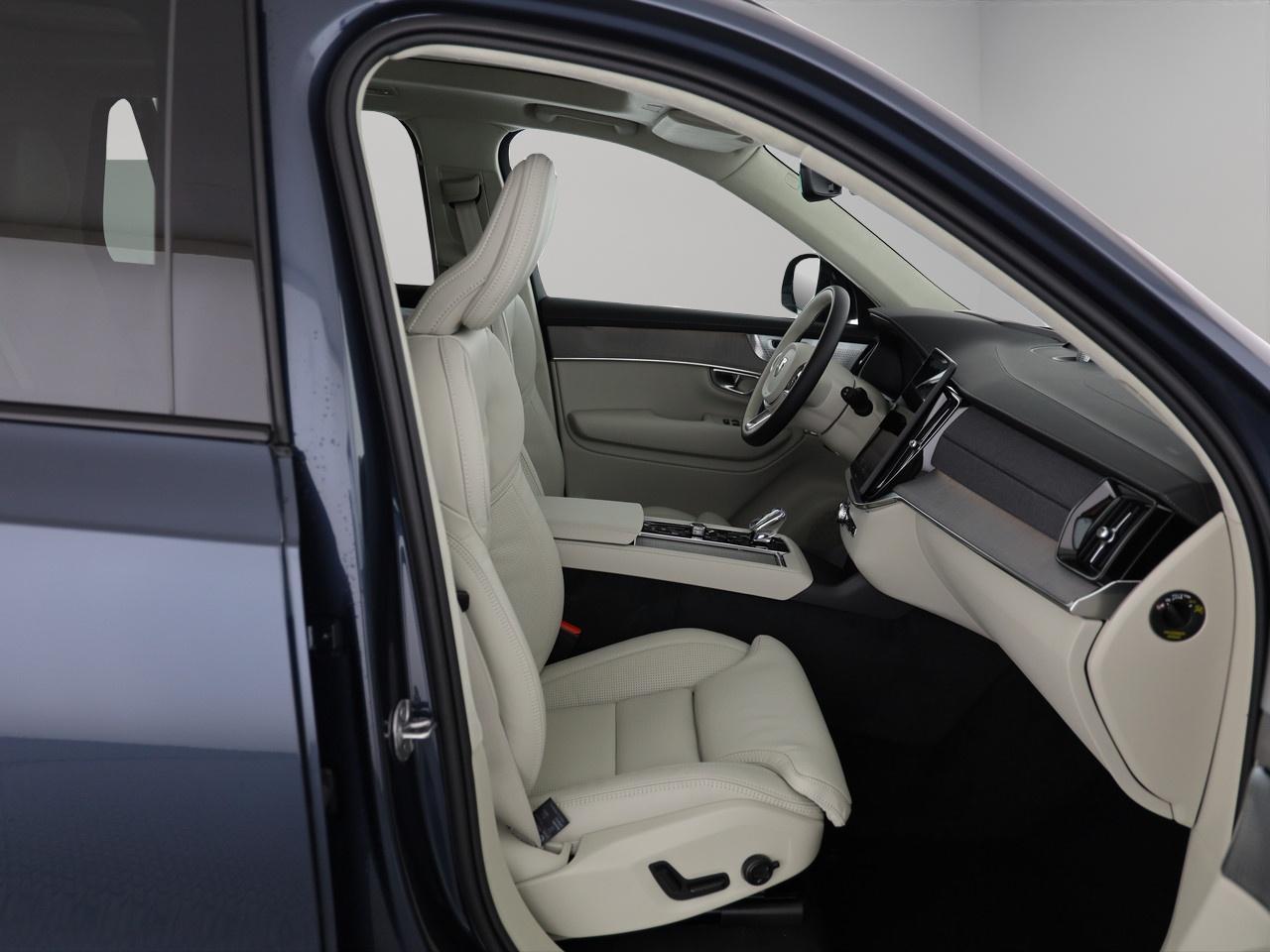 VOLVO XC90 2.0 T8 TE Ultra Dark eAWD-image-8
