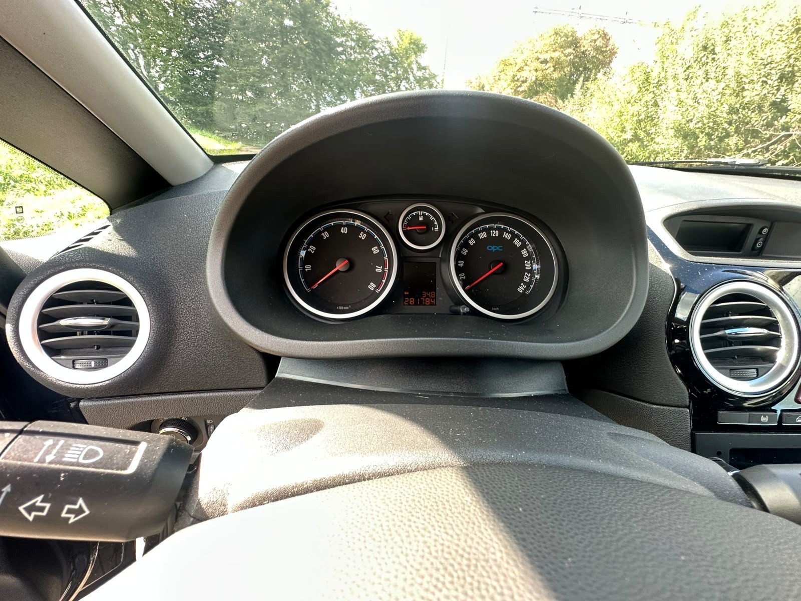 OPEL Corsa 1.6 Turbo OPC-image-8