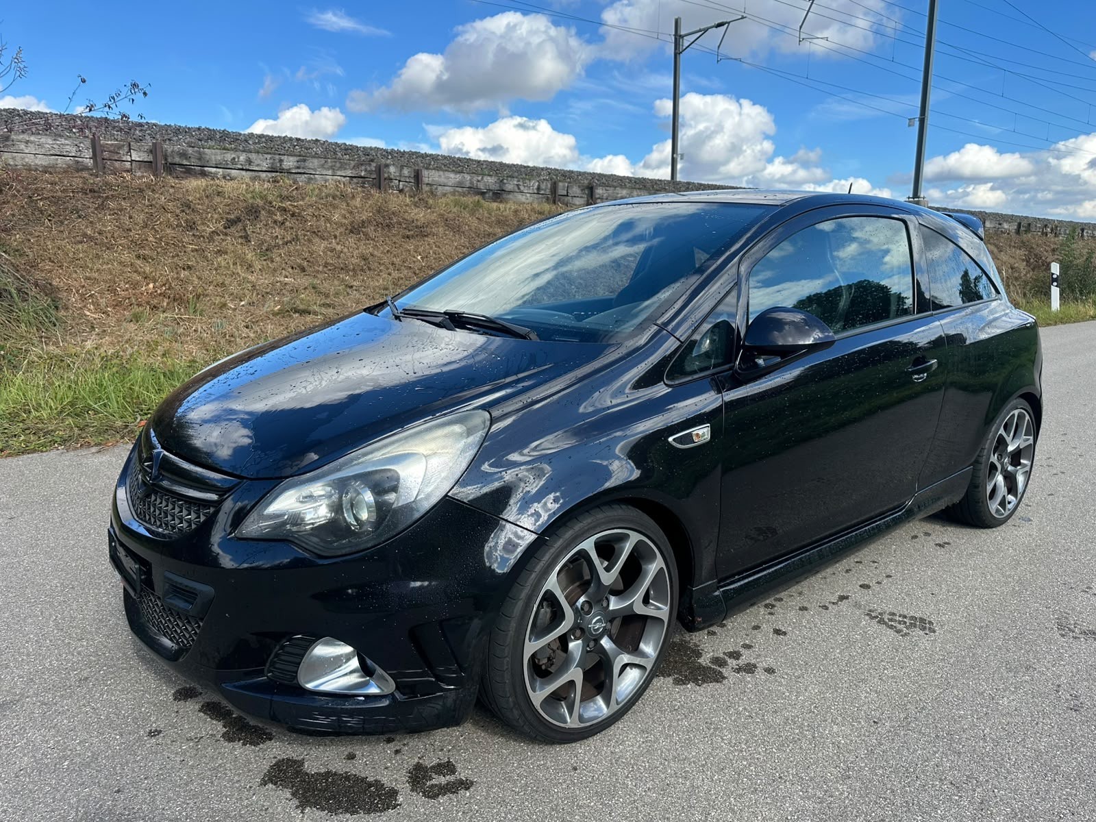 OPEL Corsa 1.6 Turbo OPC-image-1