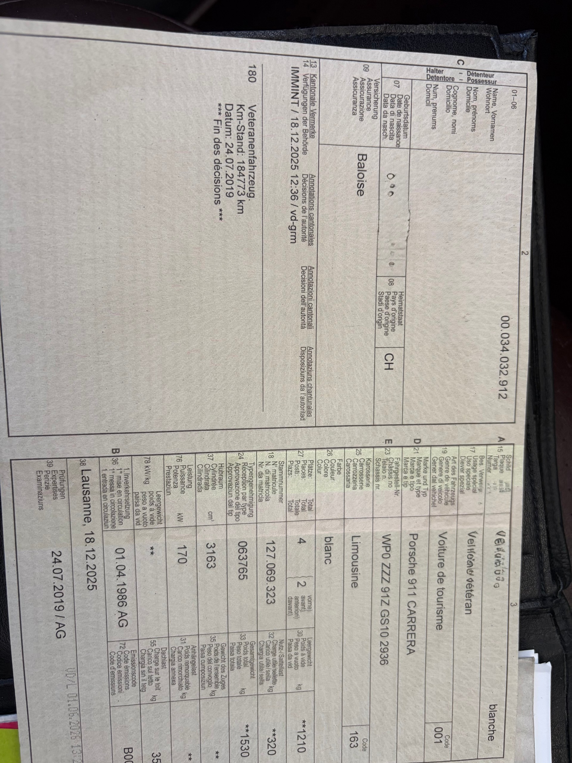 PORSCHE 3.2 Carrera-image-8