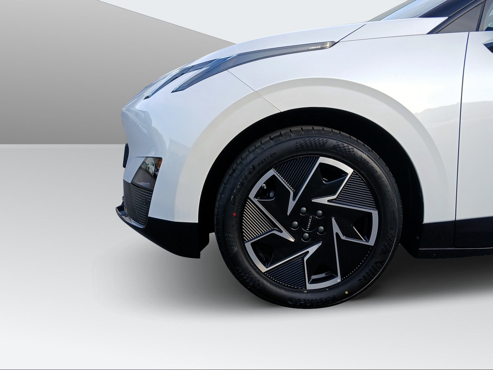 LYNK & CO 02 More-image-8