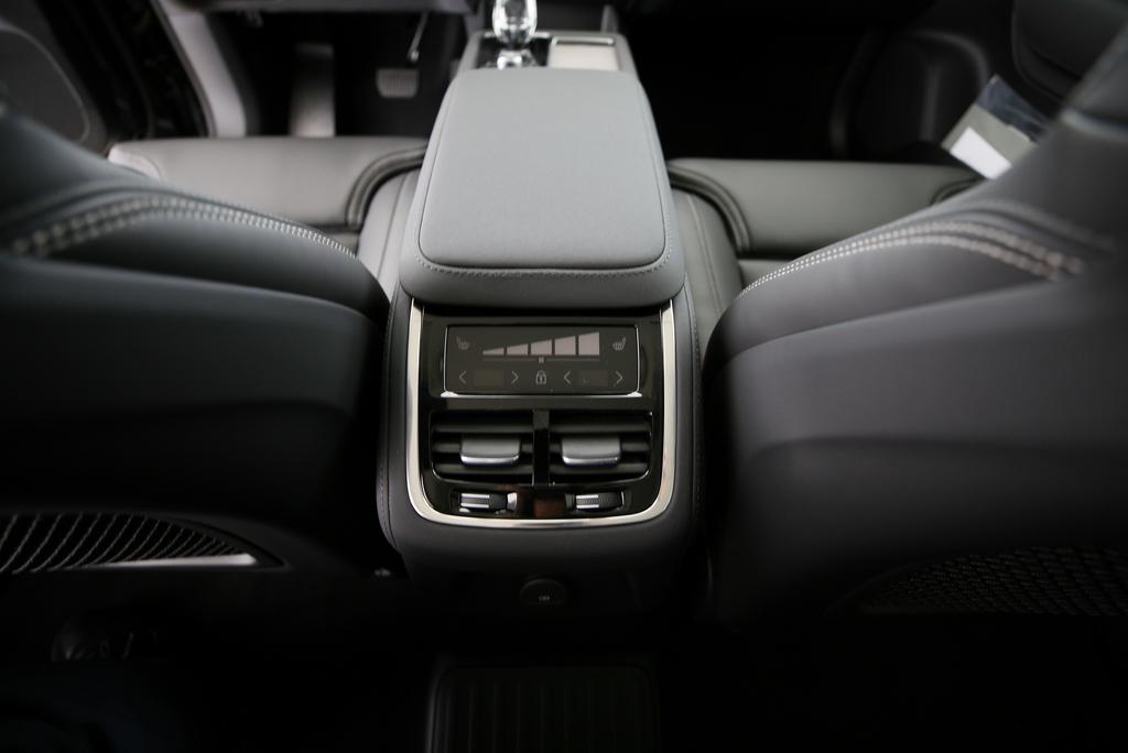 VOLVO XC90 2.0 T8 TE Ultra Bright eAWD-image-10