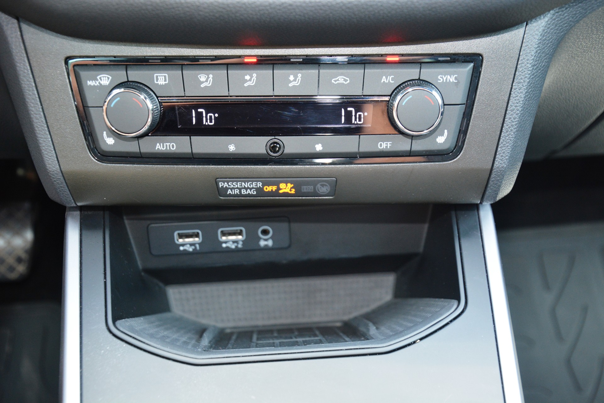 SEAT Arona 1.0 TSI Eco Xcellence DSG-image-12
