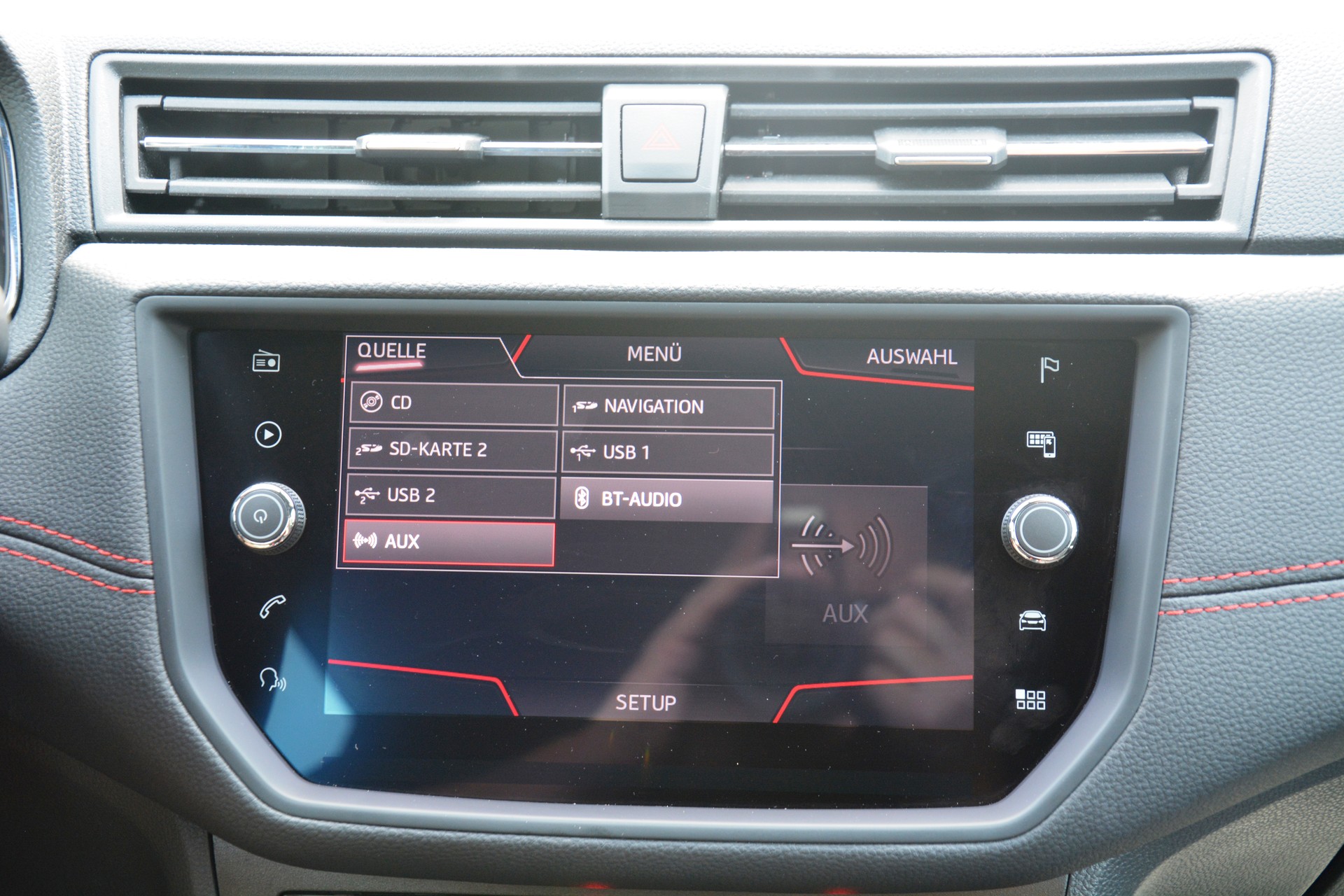 SEAT Arona 1.0 TSI Eco Xcellence DSG-image-9