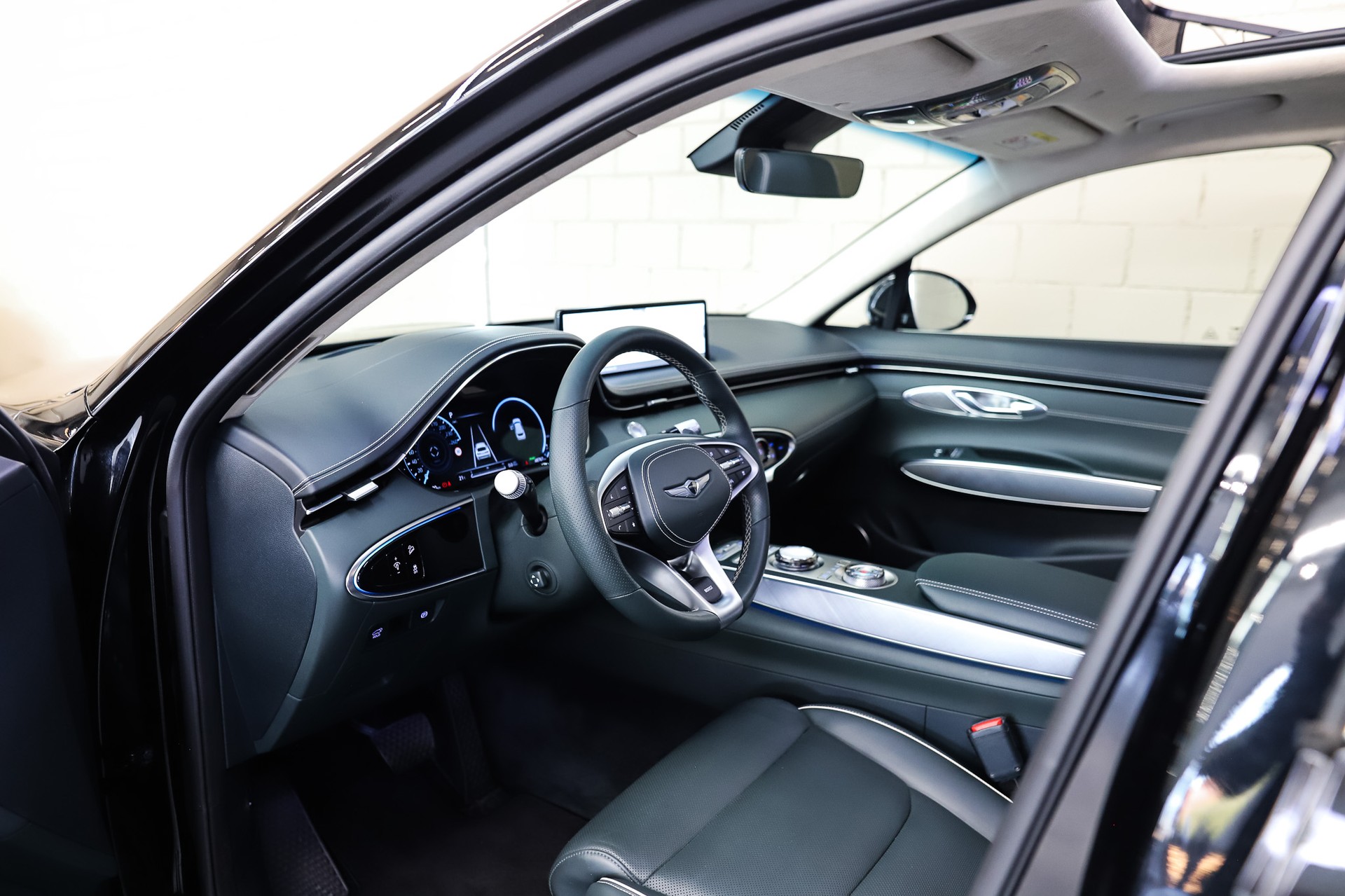 GENESIS GV70 Electrified Sport kWh 77,4 AWD * VIK Black *-image-6
