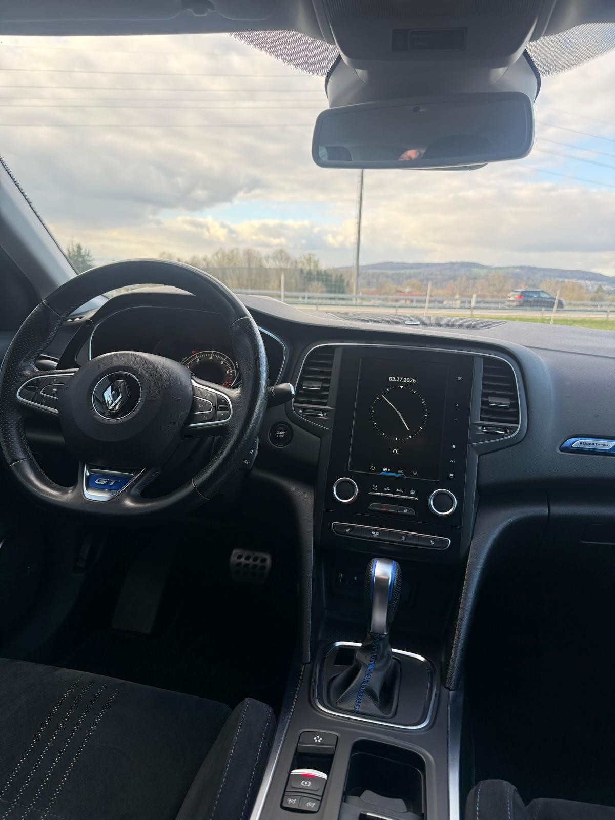 RENAULT Mégane 1.6 16V Turbo GT EDC-image-7