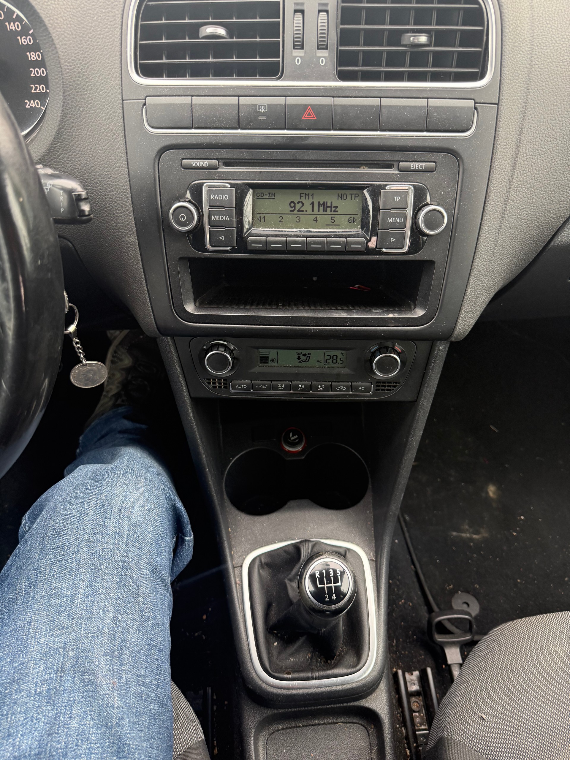 VW Polo 1.4 16V Comfortline-image-12