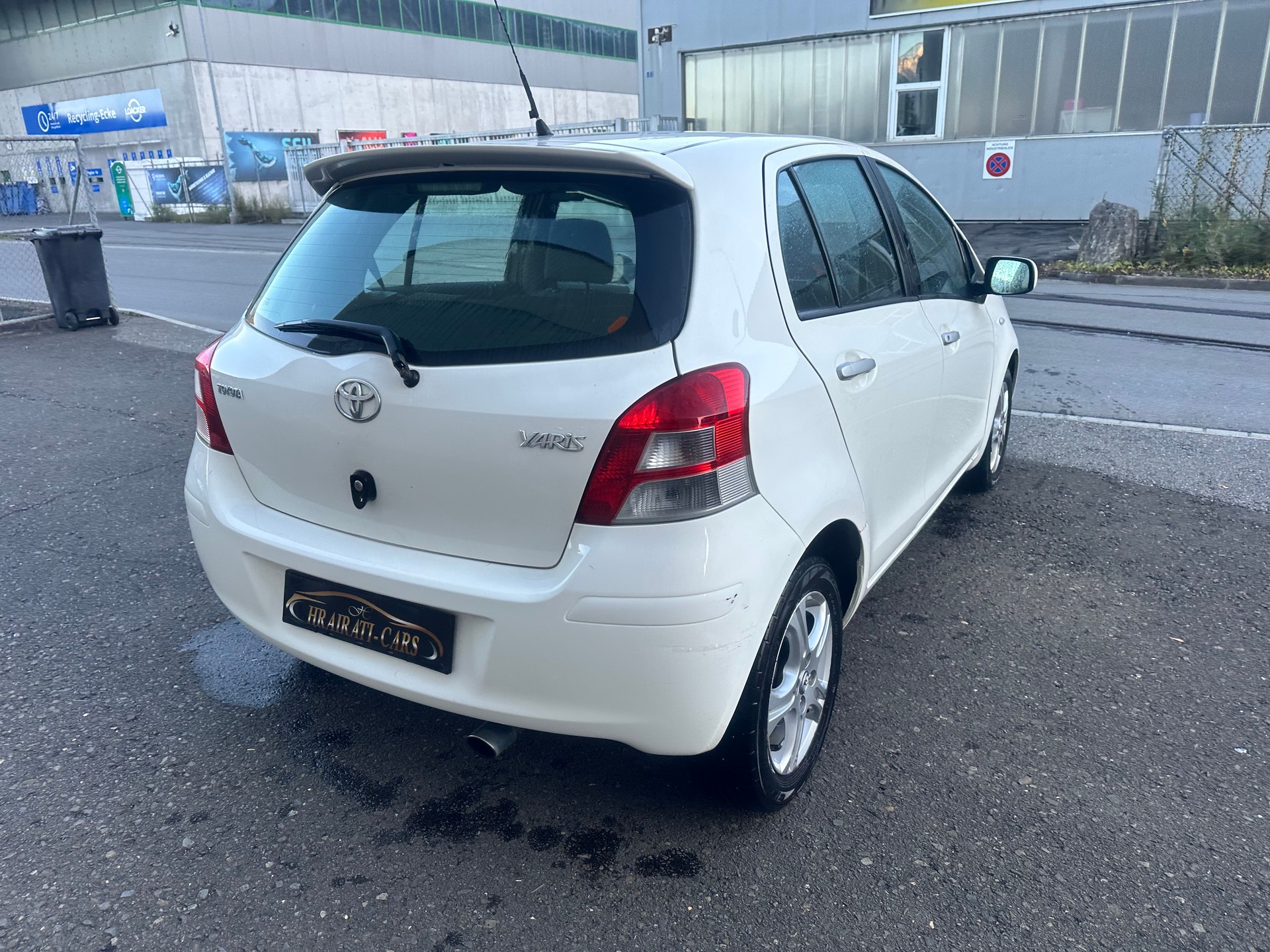 TOYOTA Yaris 1.33 S-image-7
