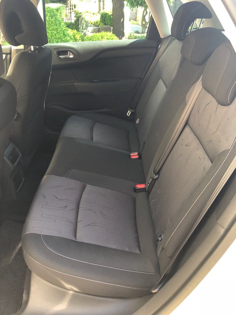 CITROEN C4 Berline 1.2 THP Black Top-image-2