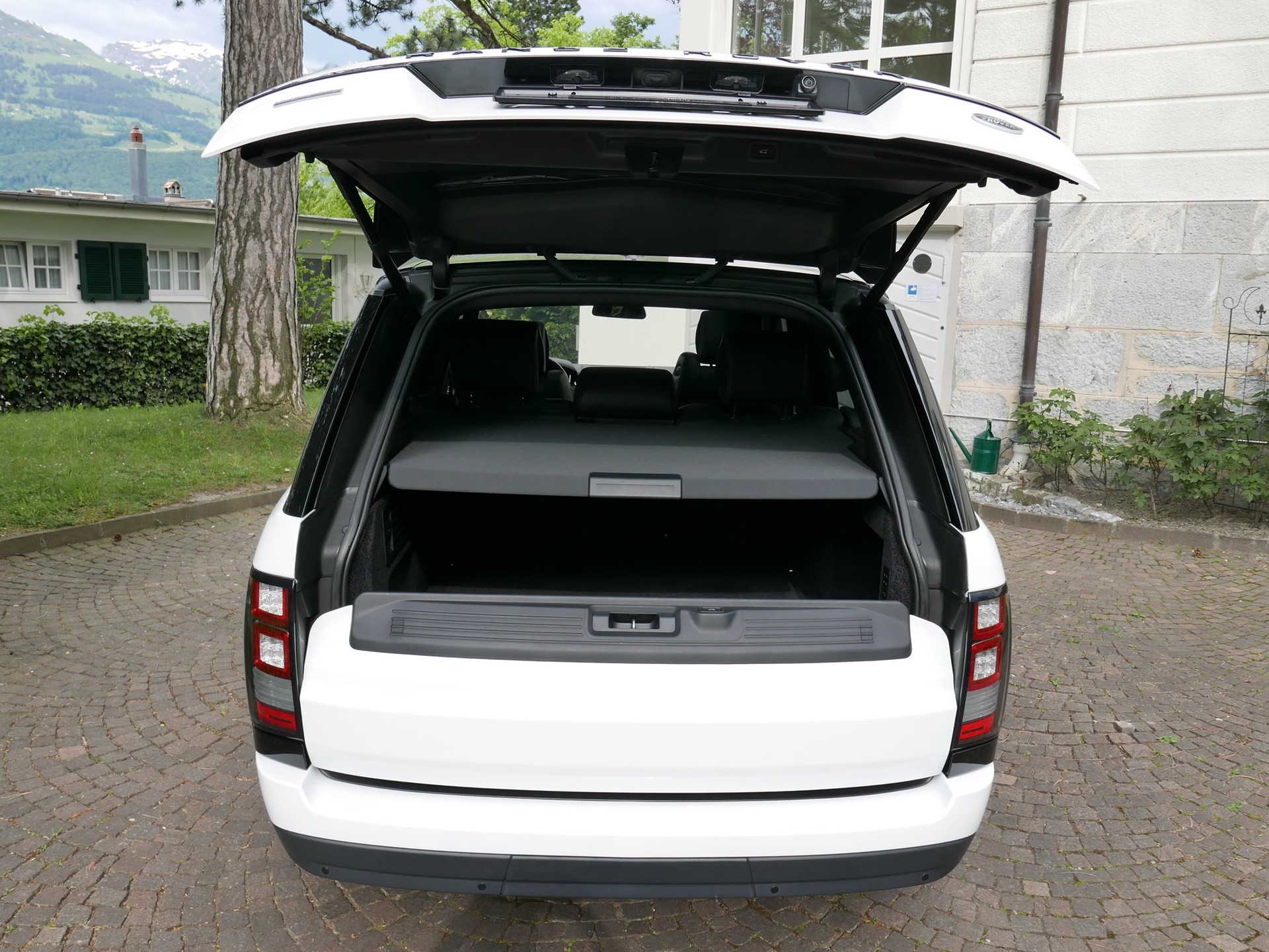 LAND ROVER Range Rover 5.0 SC AB Black Automatic-image-13