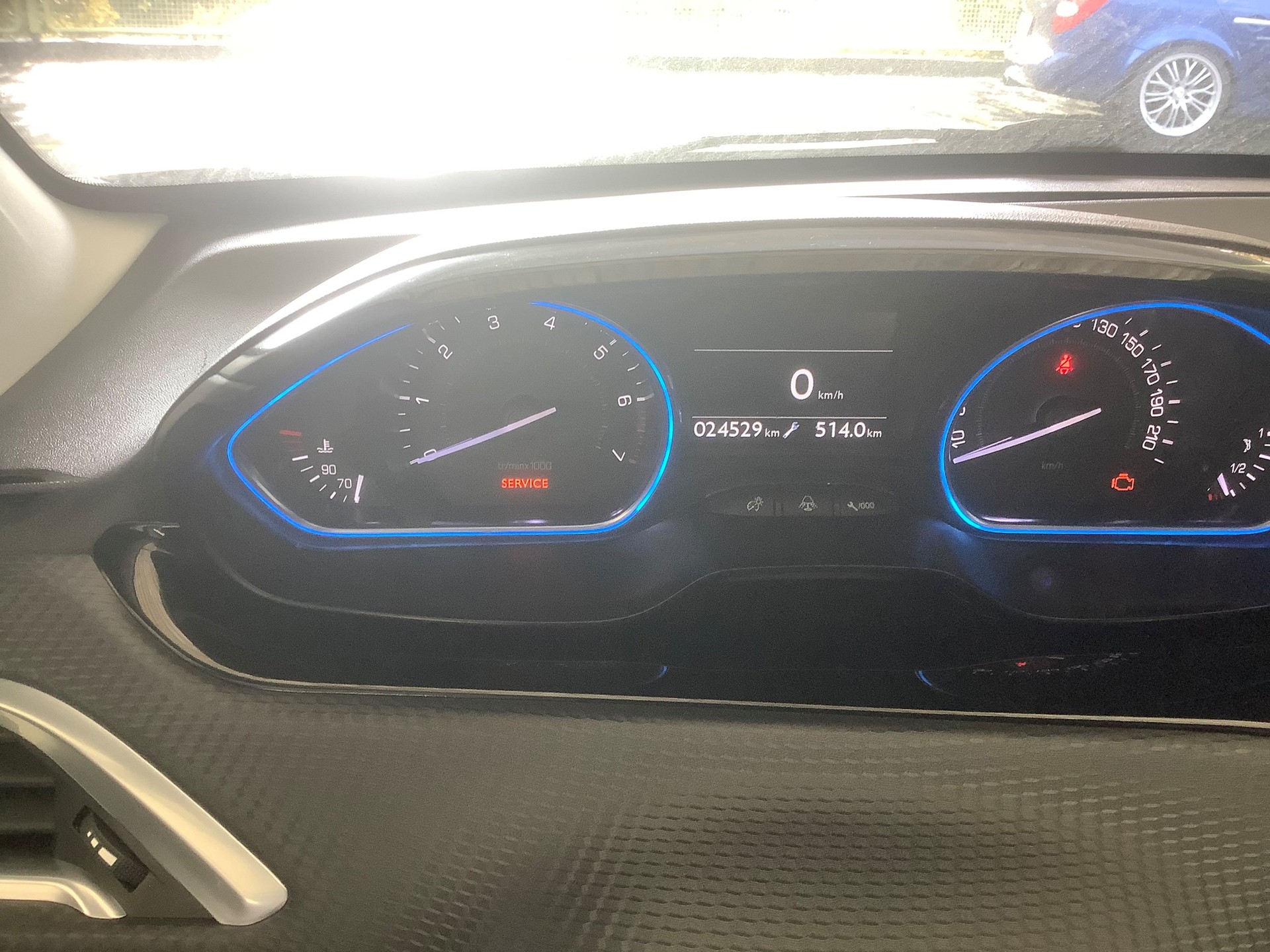 PEUGEOT 2008 1.6 VTI Allure-image-10