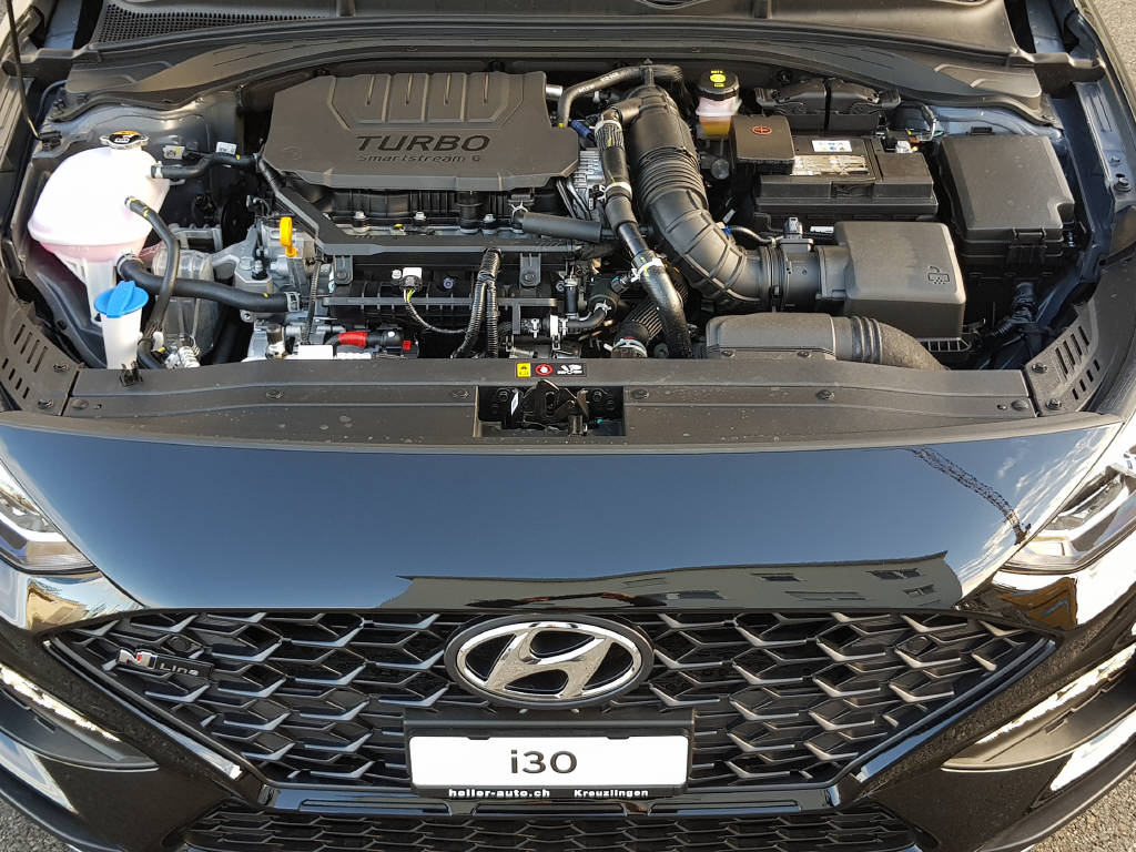 HYUNDAI i30 1.5 T-GDi N-Line-image-14