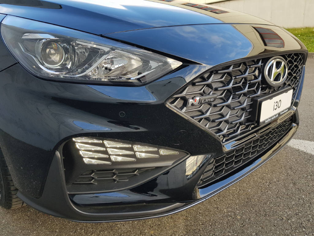 HYUNDAI i30 1.5 T-GDi N-Line-image-11