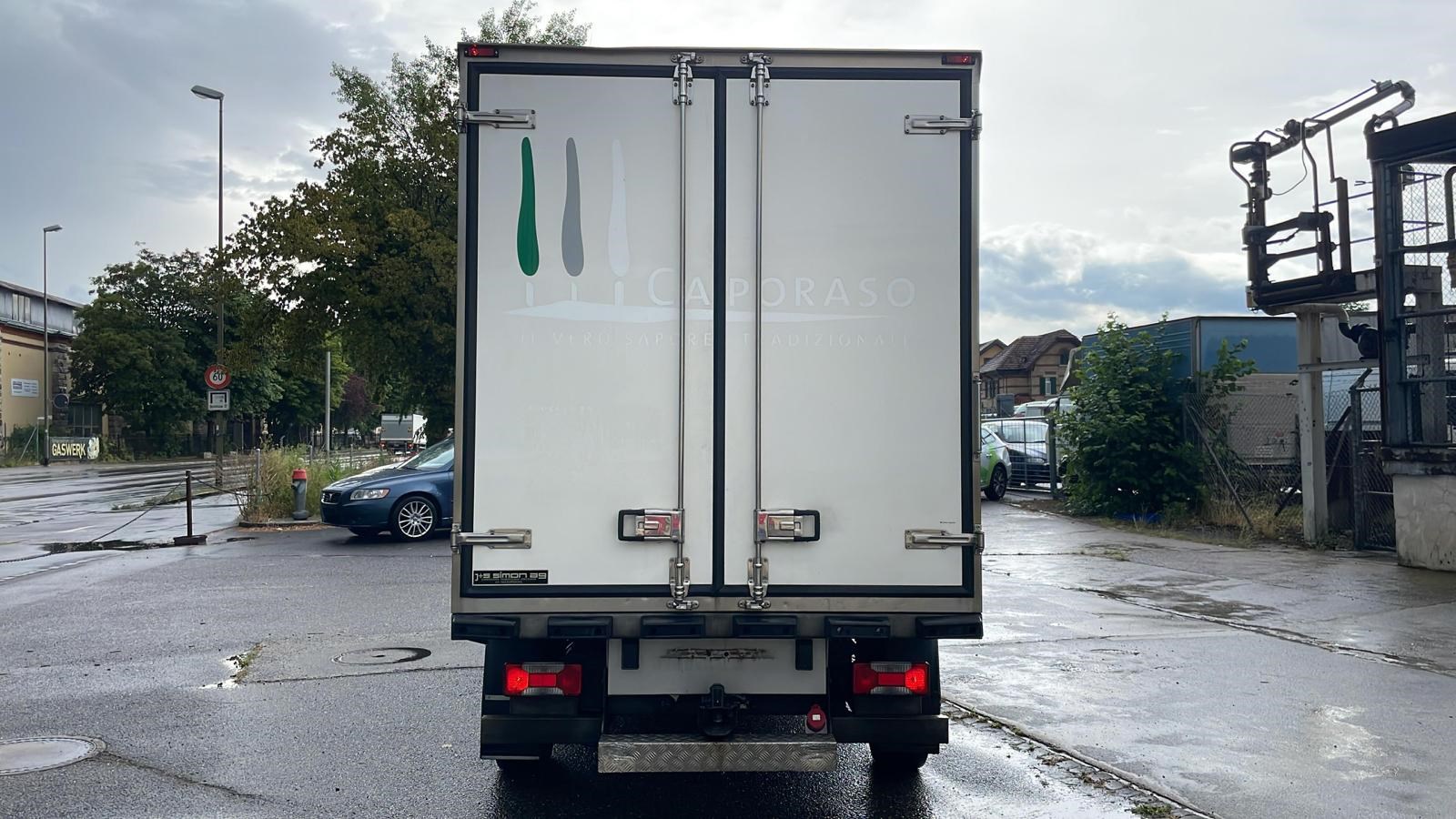 IVECO Daily 35 S 17-image-5