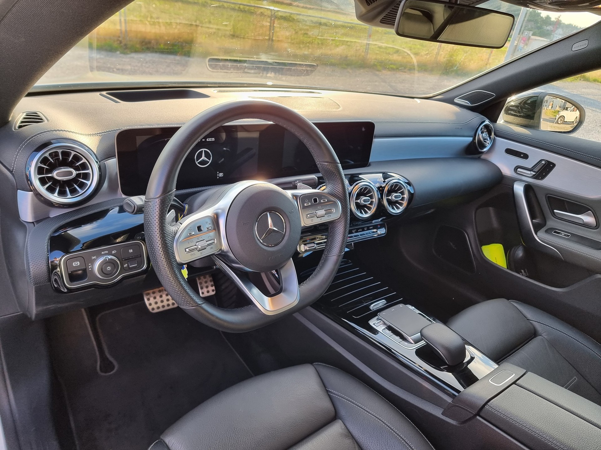 MERCEDES-BENZ CLA 250 4Matic AMG Line 7G-DCT-image-5