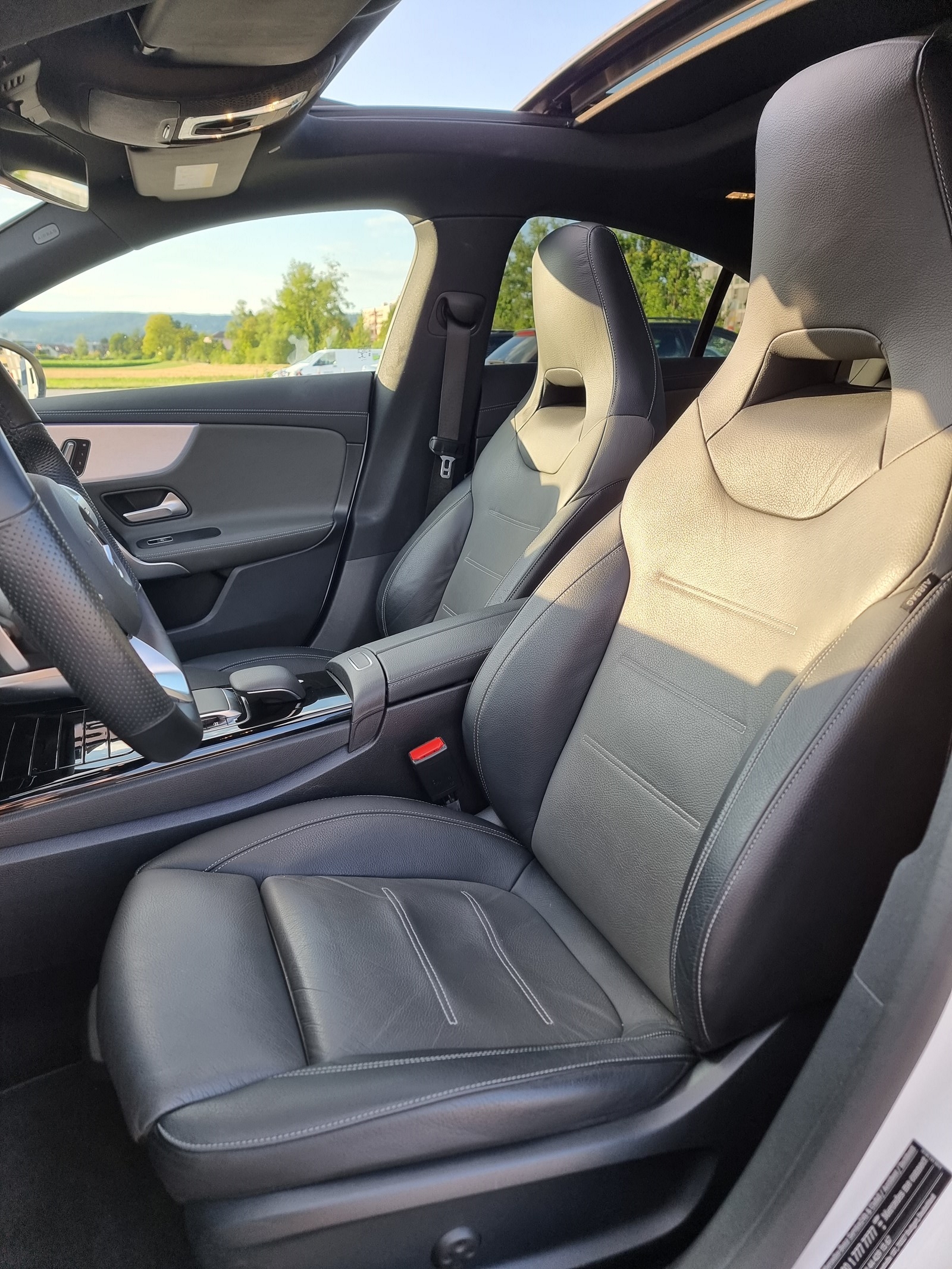 MERCEDES-BENZ CLA 250 4Matic AMG Line 7G-DCT-image-6