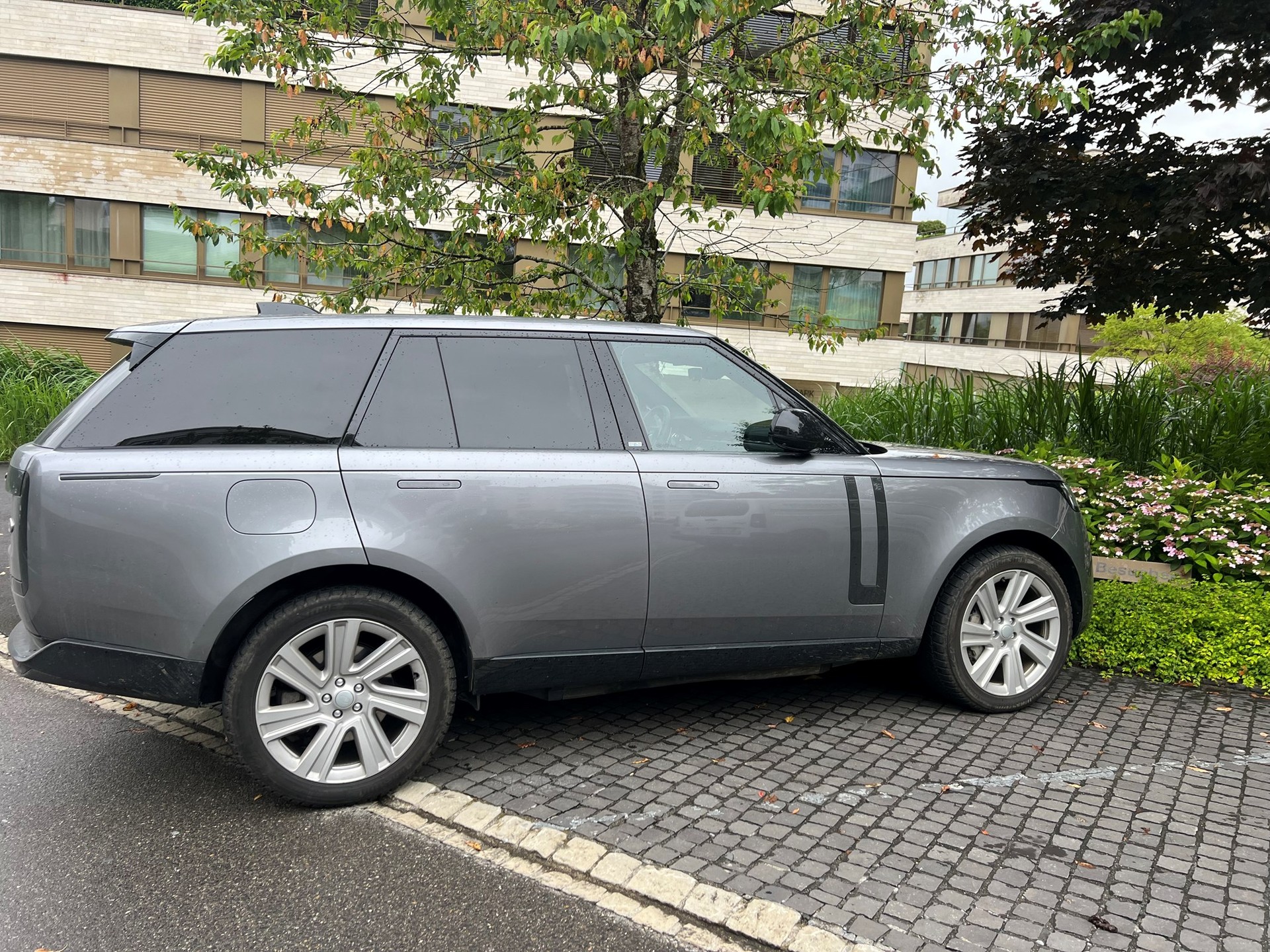 LAND ROVER Range Rover P510e Si6 PHEV HSE Automatic-image-1