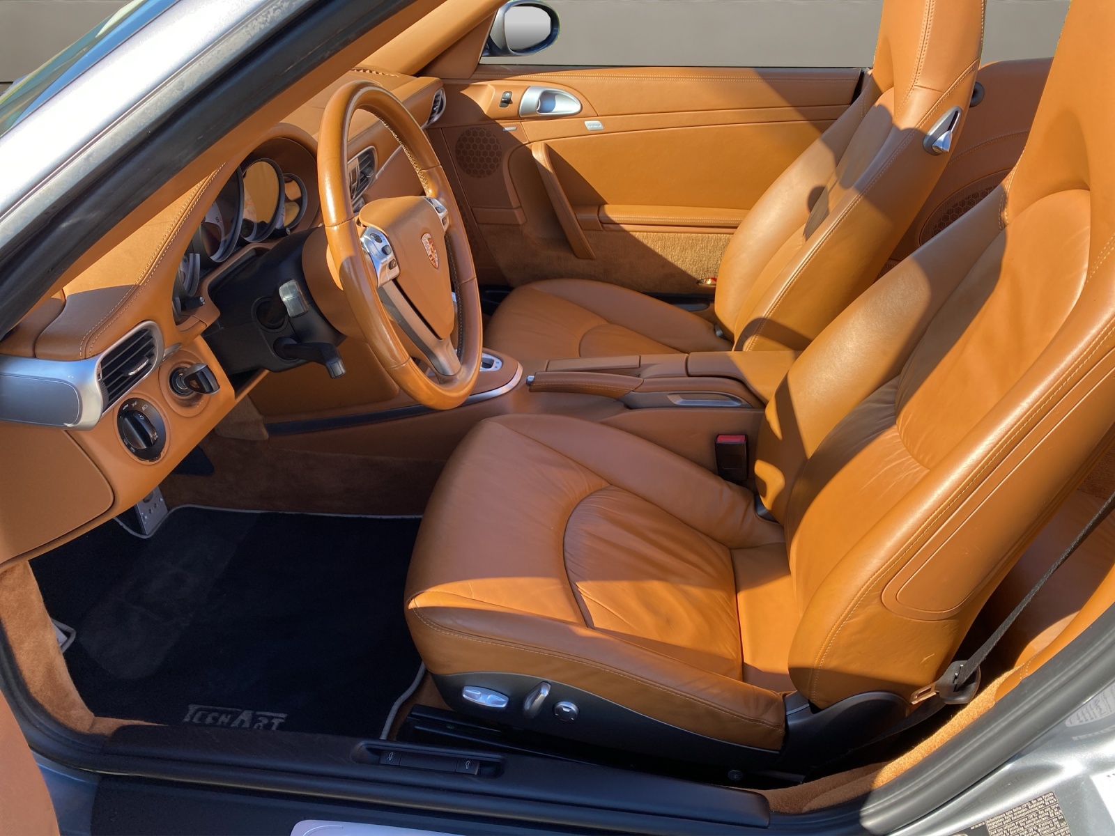 PORSCHE 911 Cabrio Carrera 4S TECHART-image-8