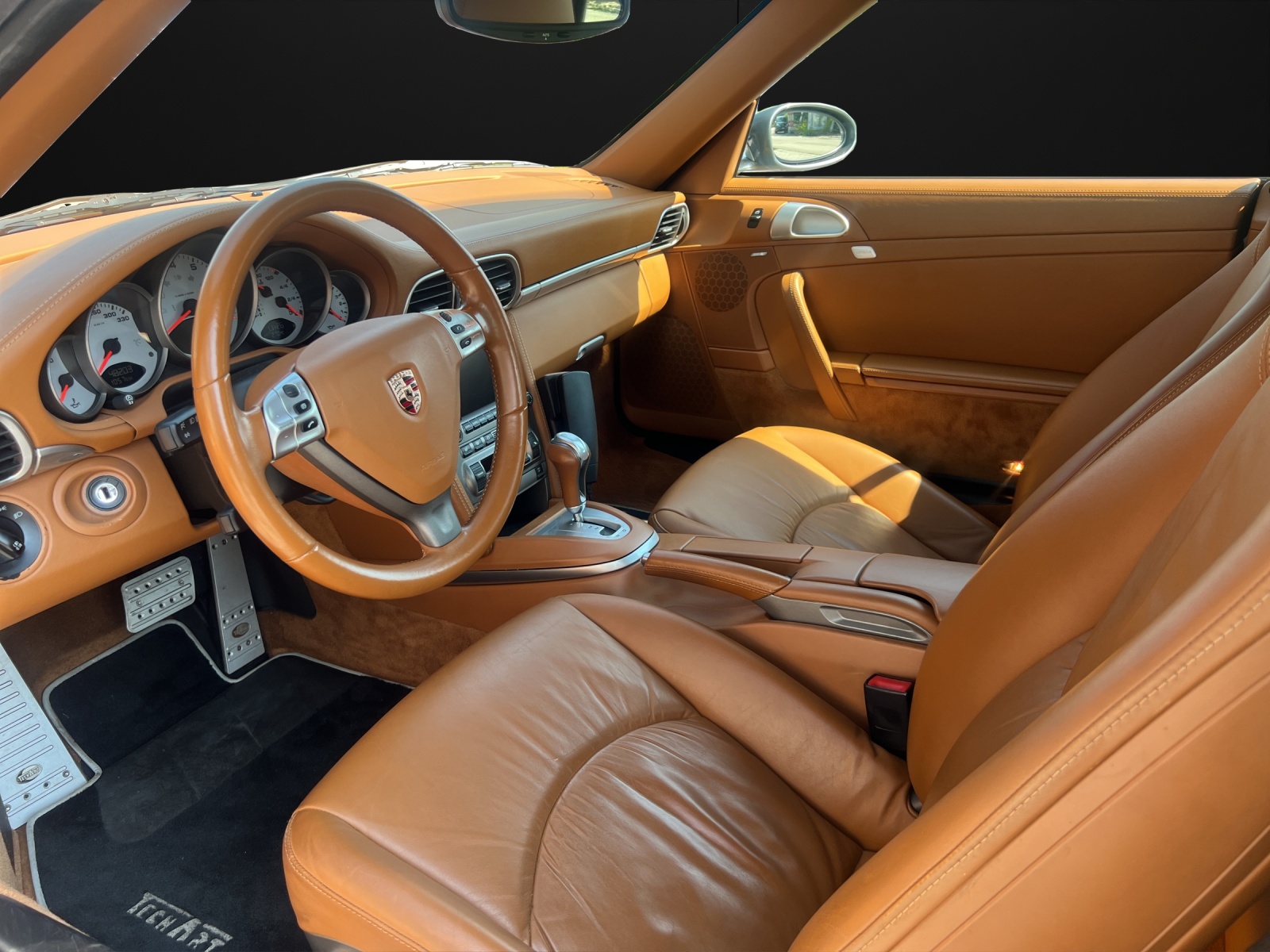 PORSCHE 911 Cabrio Carrera 4S TECHART-image-8