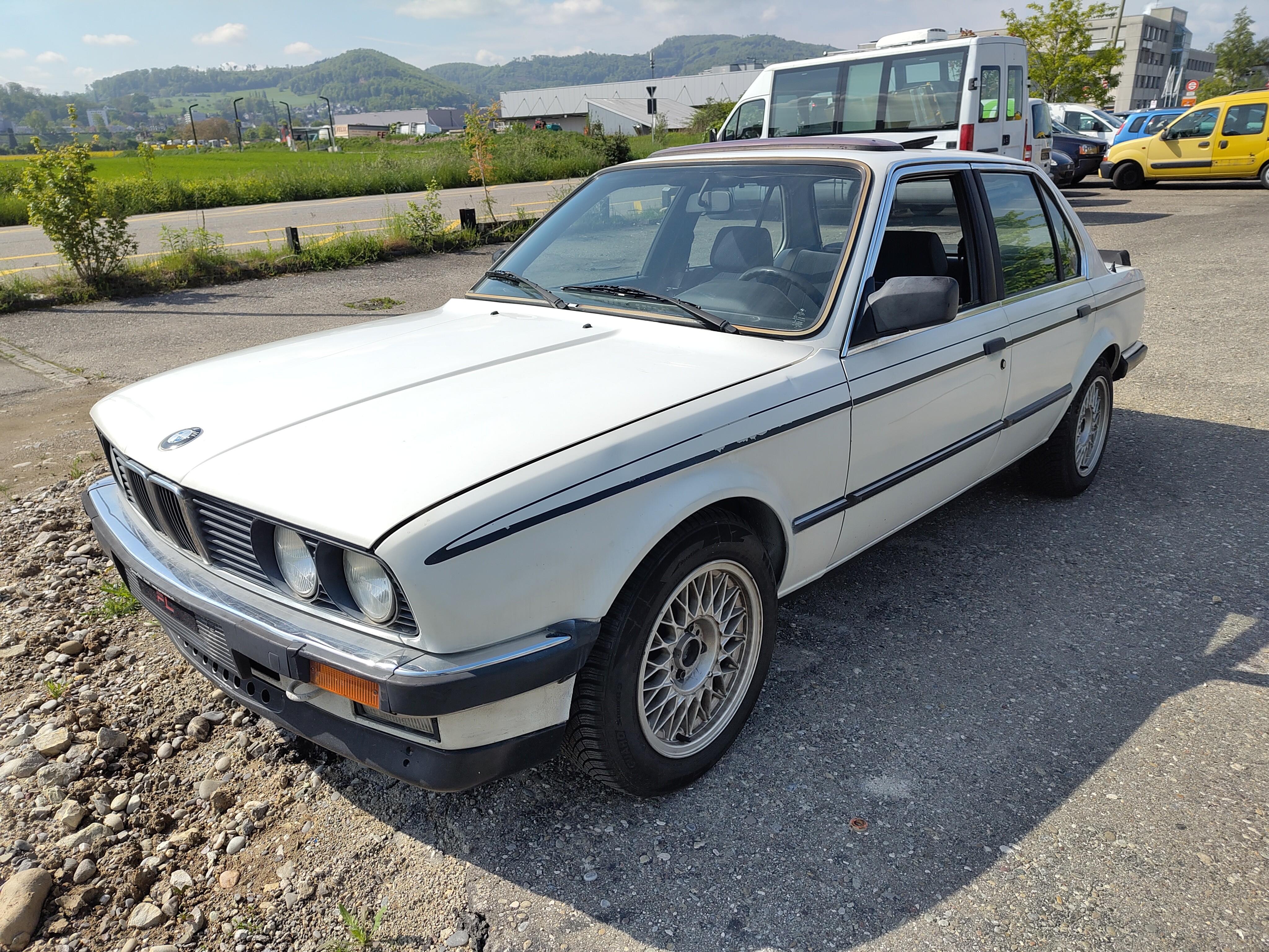 Car photo