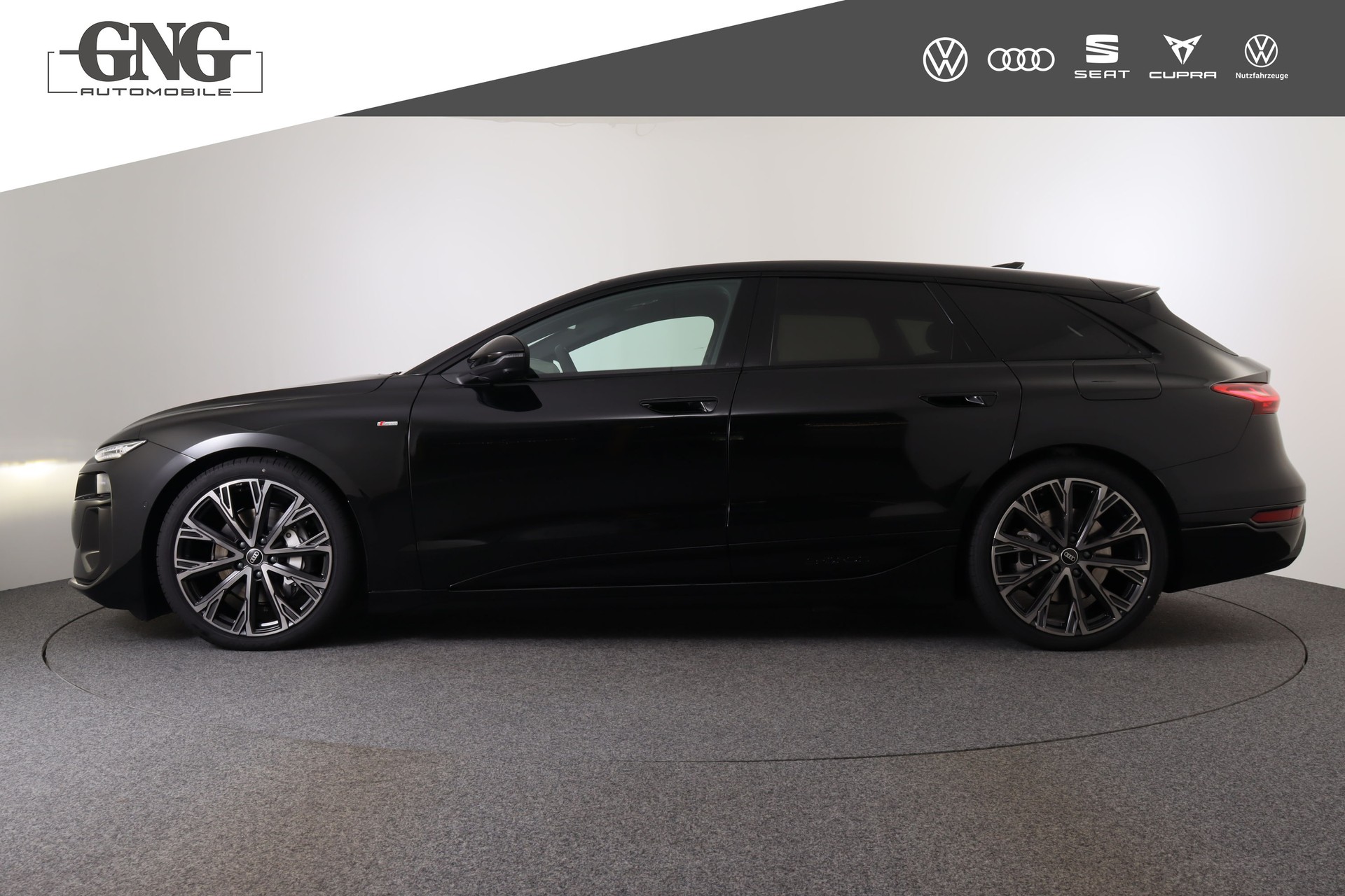 AUDI A6 Avant e-tron quattro-image-1
