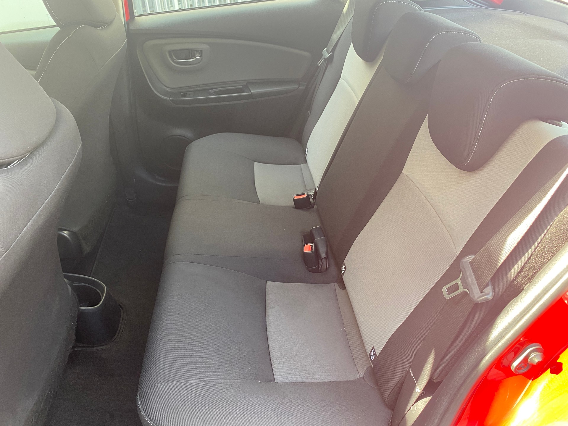 TOYOTA Yaris 1.0 Active-image-20