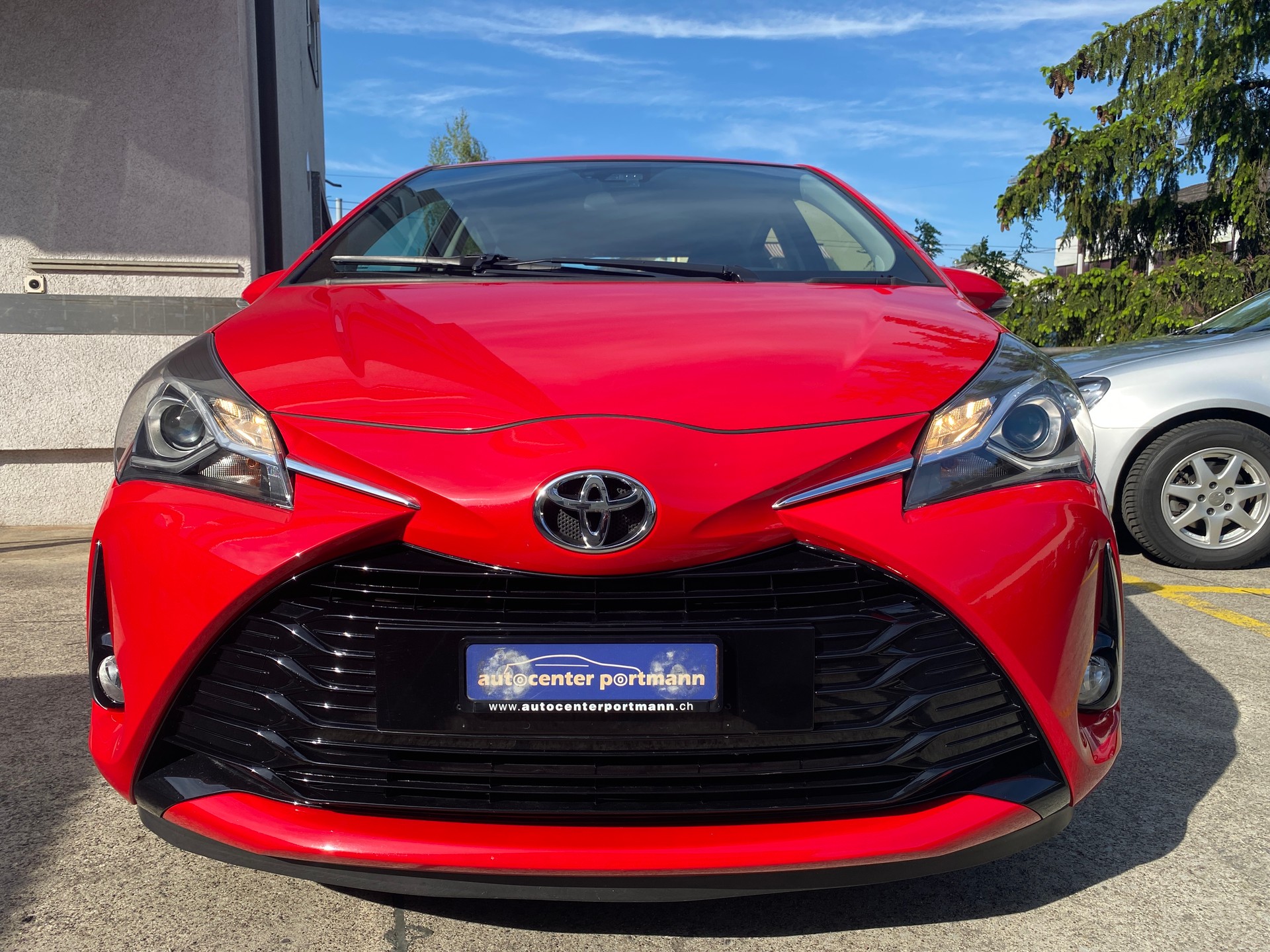 TOYOTA Yaris 1.0 Active-image-5