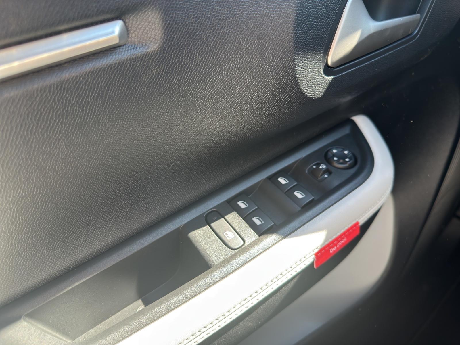 CITROEN e-C3 Aircross 44 KWh Max-image-12