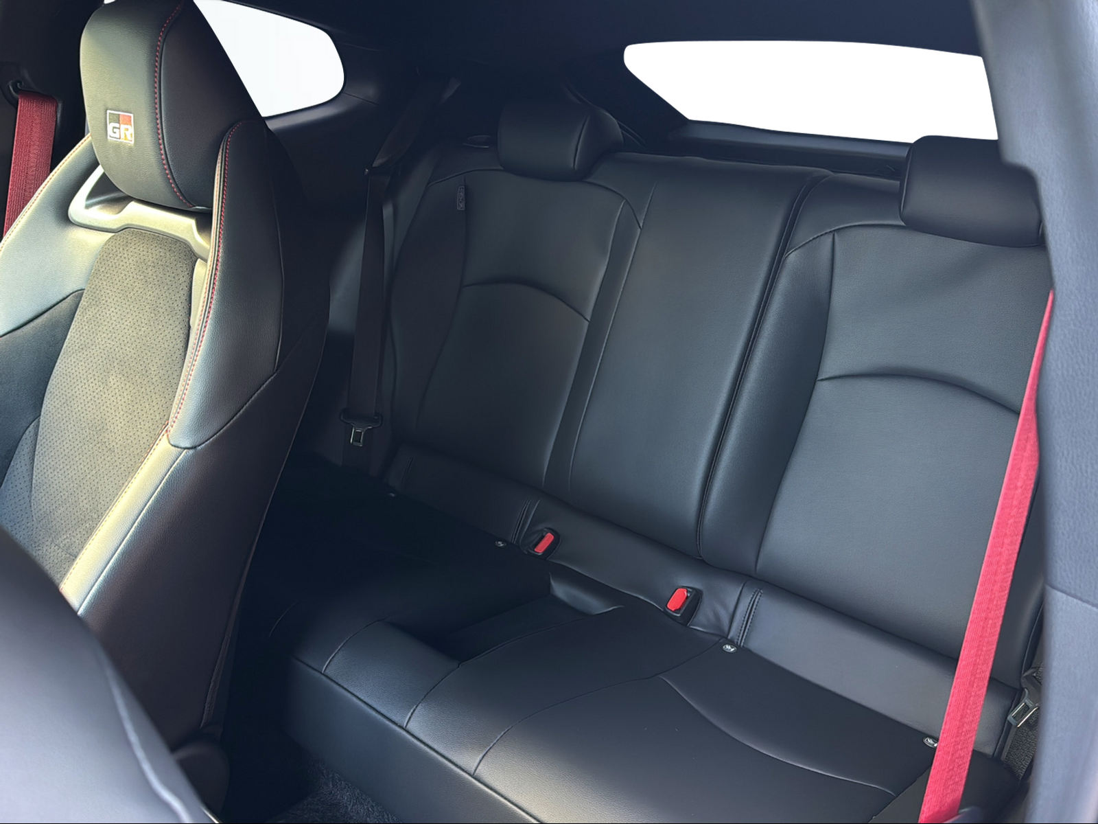 TOYOTA GR Yaris 1.6 Turbo Sport 4x4-image-12
