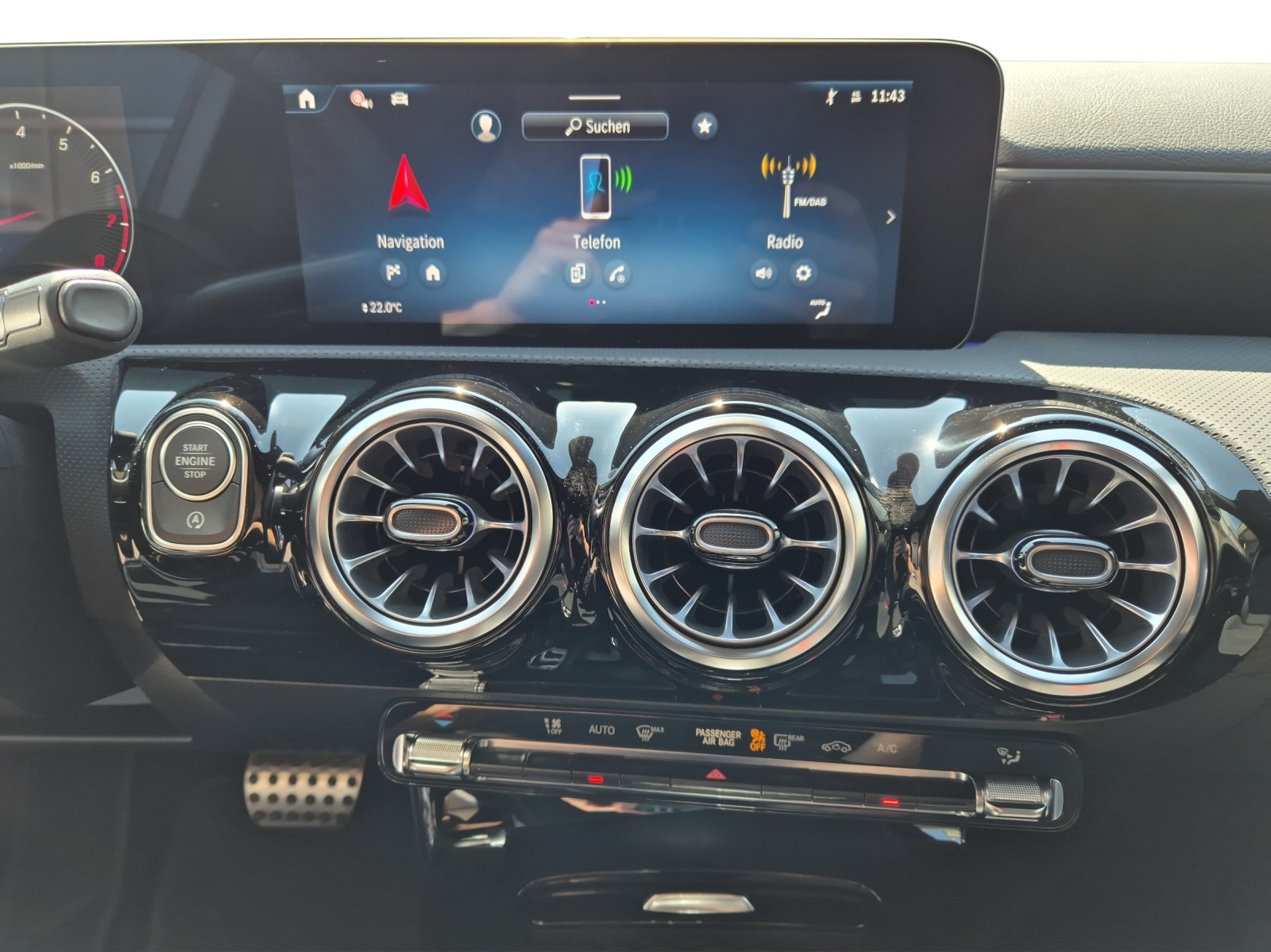 MERCEDES-BENZ A 220 4Matic 8G-DCT-image-14