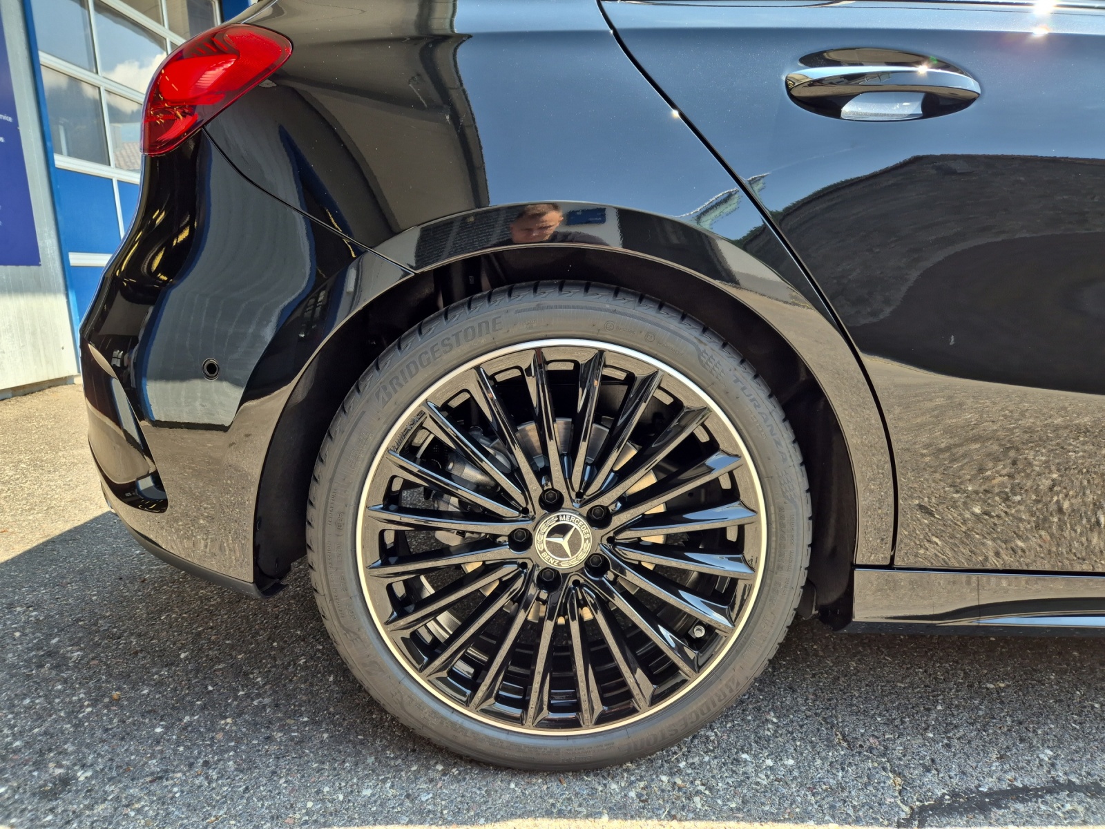 MERCEDES-BENZ A 220 4Matic 8G-DCT-image-23