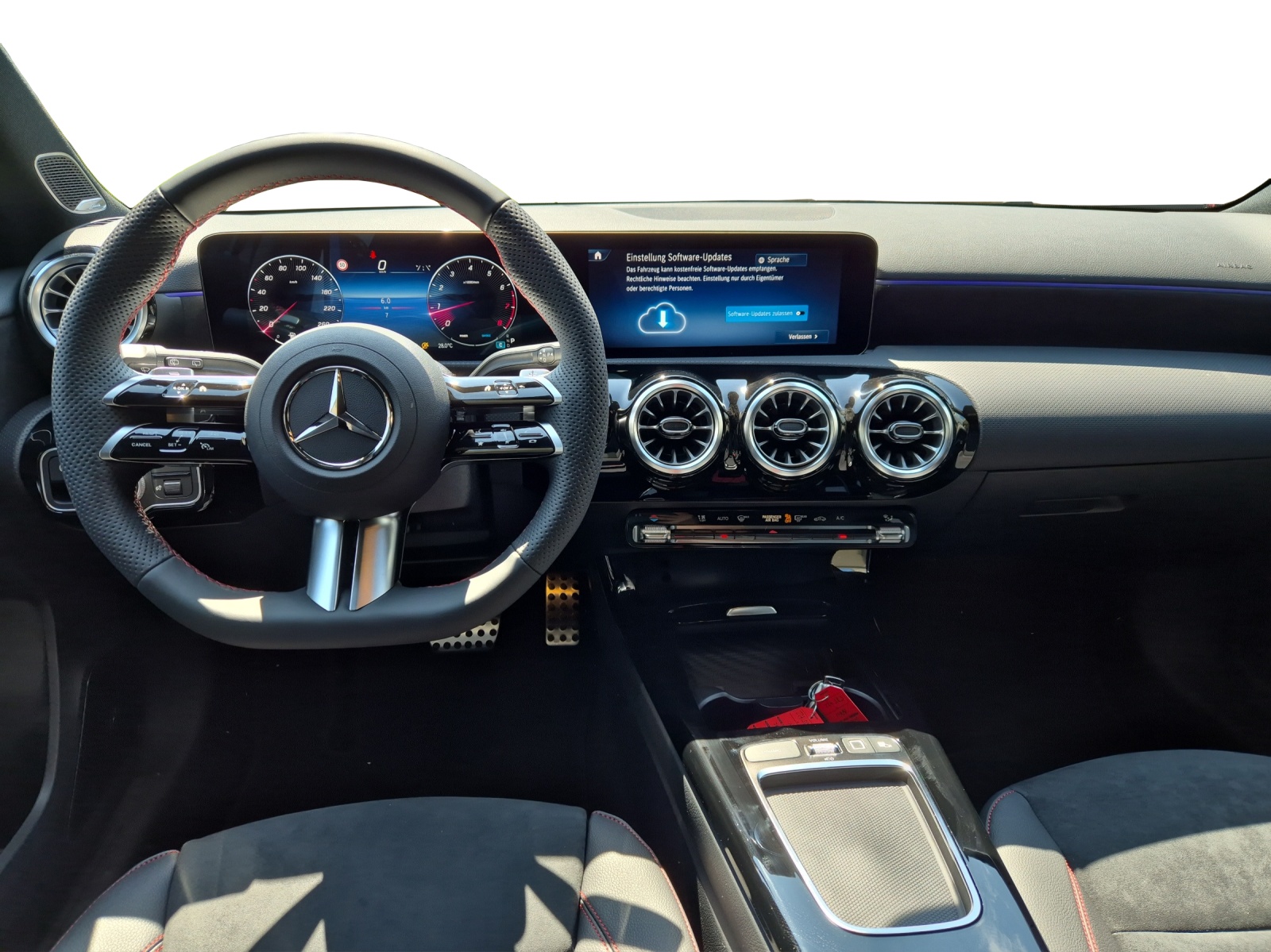 MERCEDES-BENZ A 220 4Matic 8G-DCT-image-9