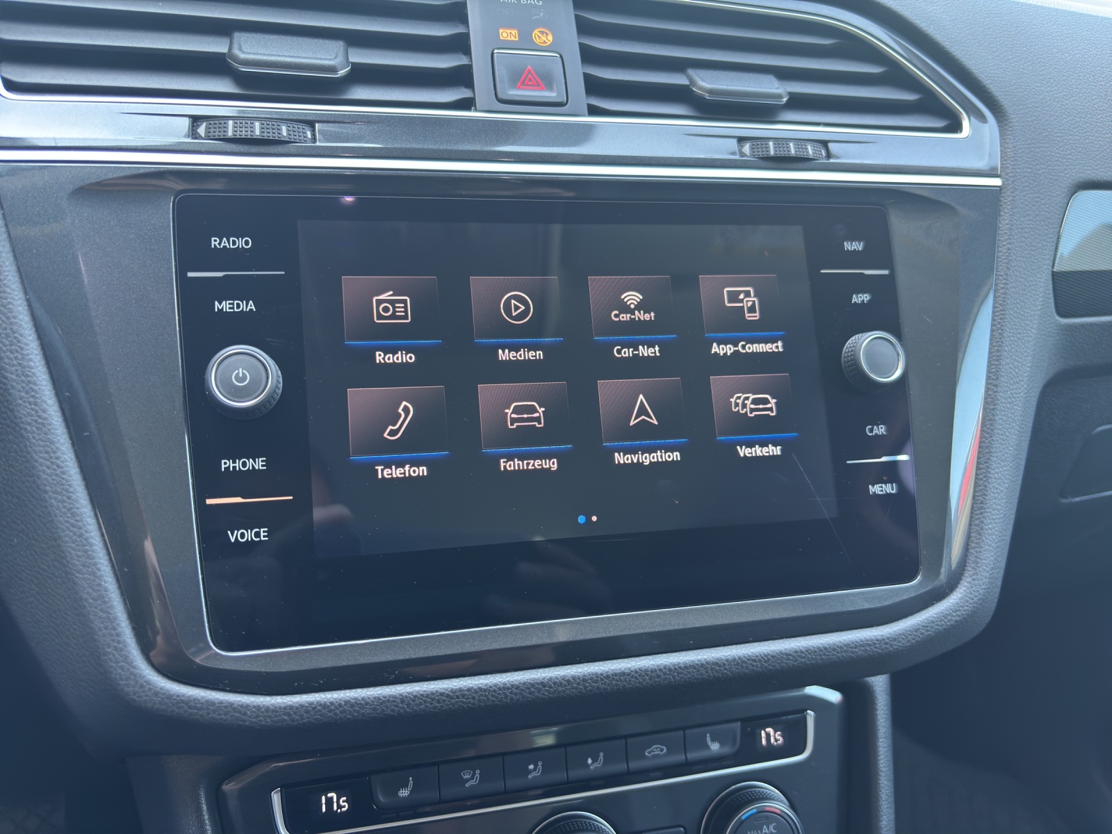 VW Tiguan 2.0 TDI SCR Comfortline 4Motion DSG-image-7