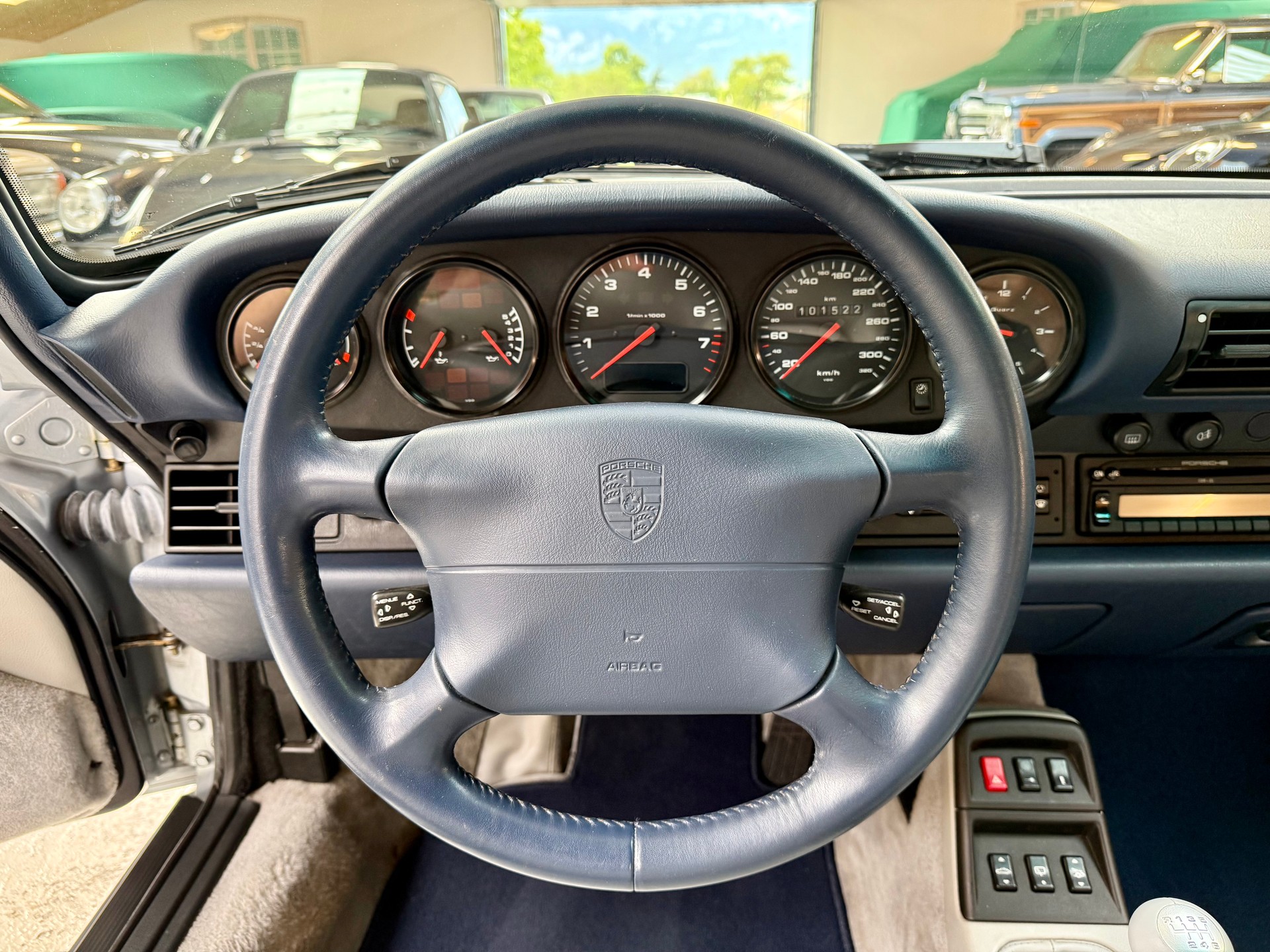 PORSCHE Carrera 4S-image-8