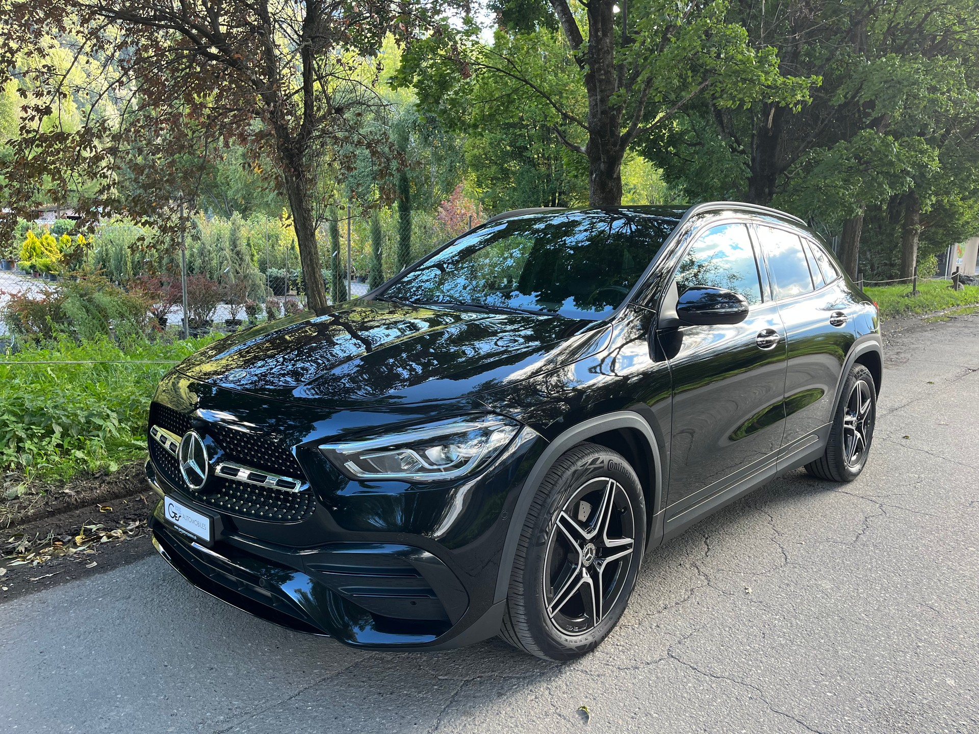 MERCEDES-BENZ GLA 200 4Matic AMG Line 8G-DCT-showroom-element-3