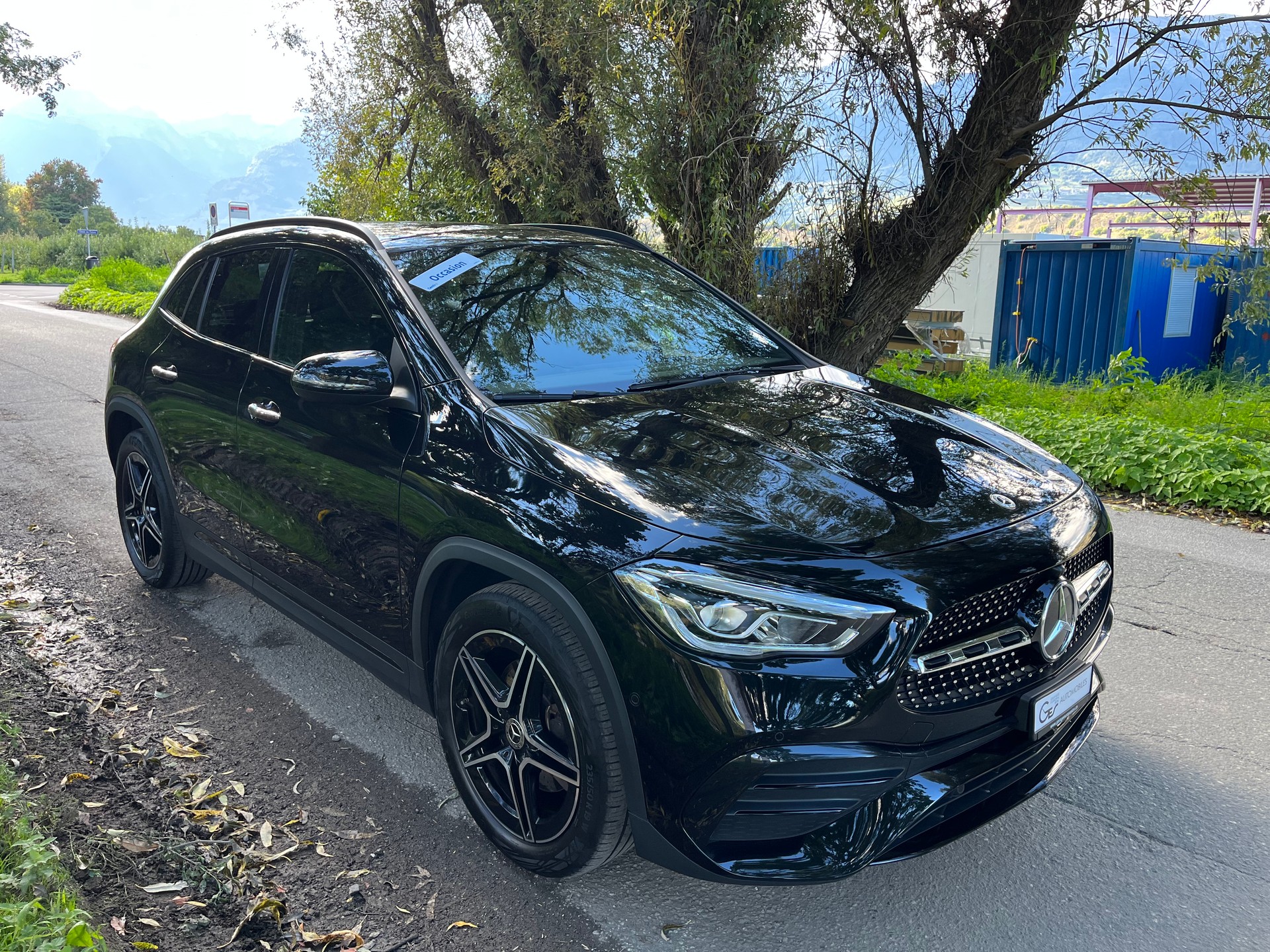 MERCEDES-BENZ GLA 200 4Matic AMG Line 8G-DCT-showroom-element-2