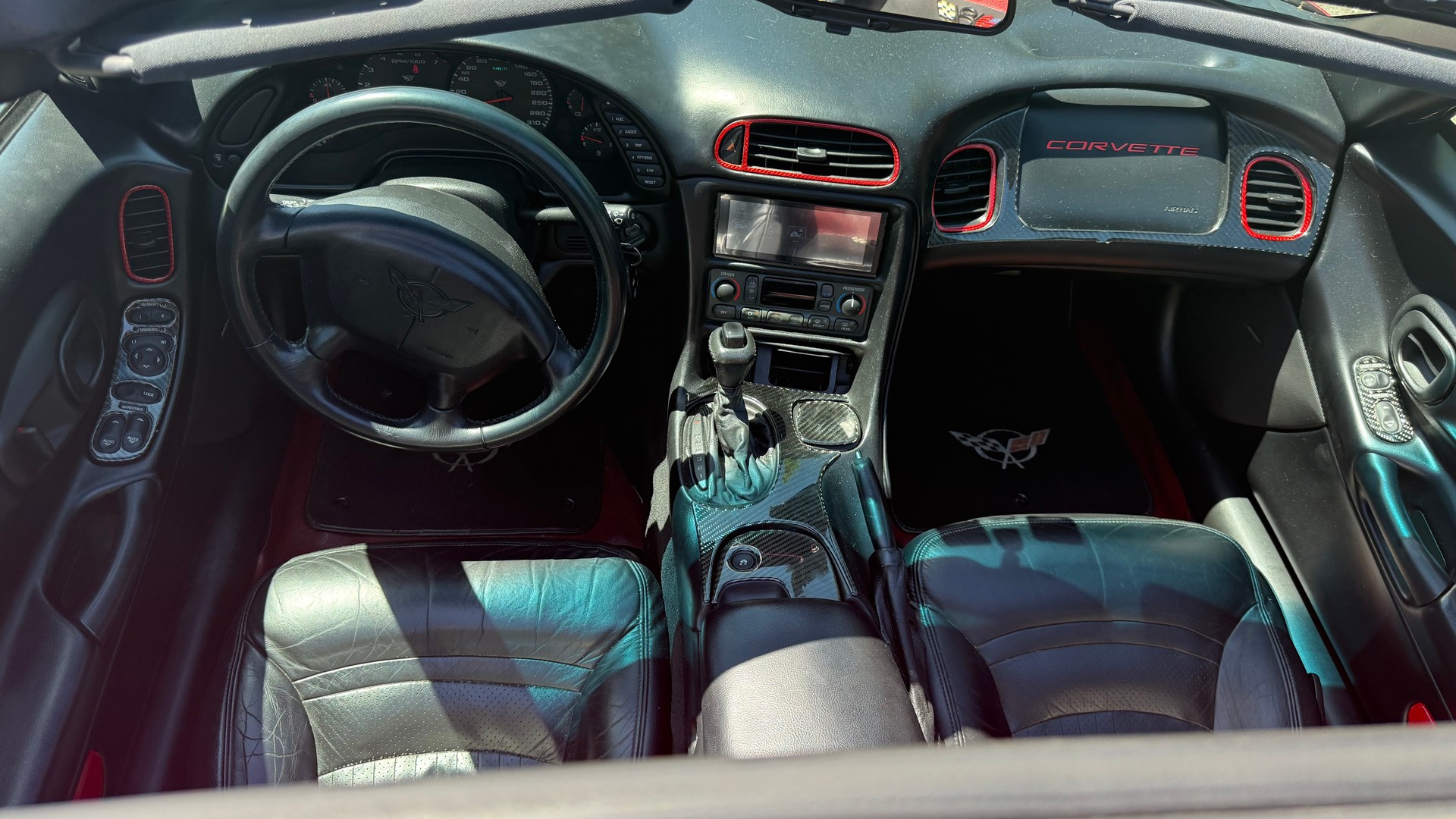 CHEVROLET CORVETTE-image-8