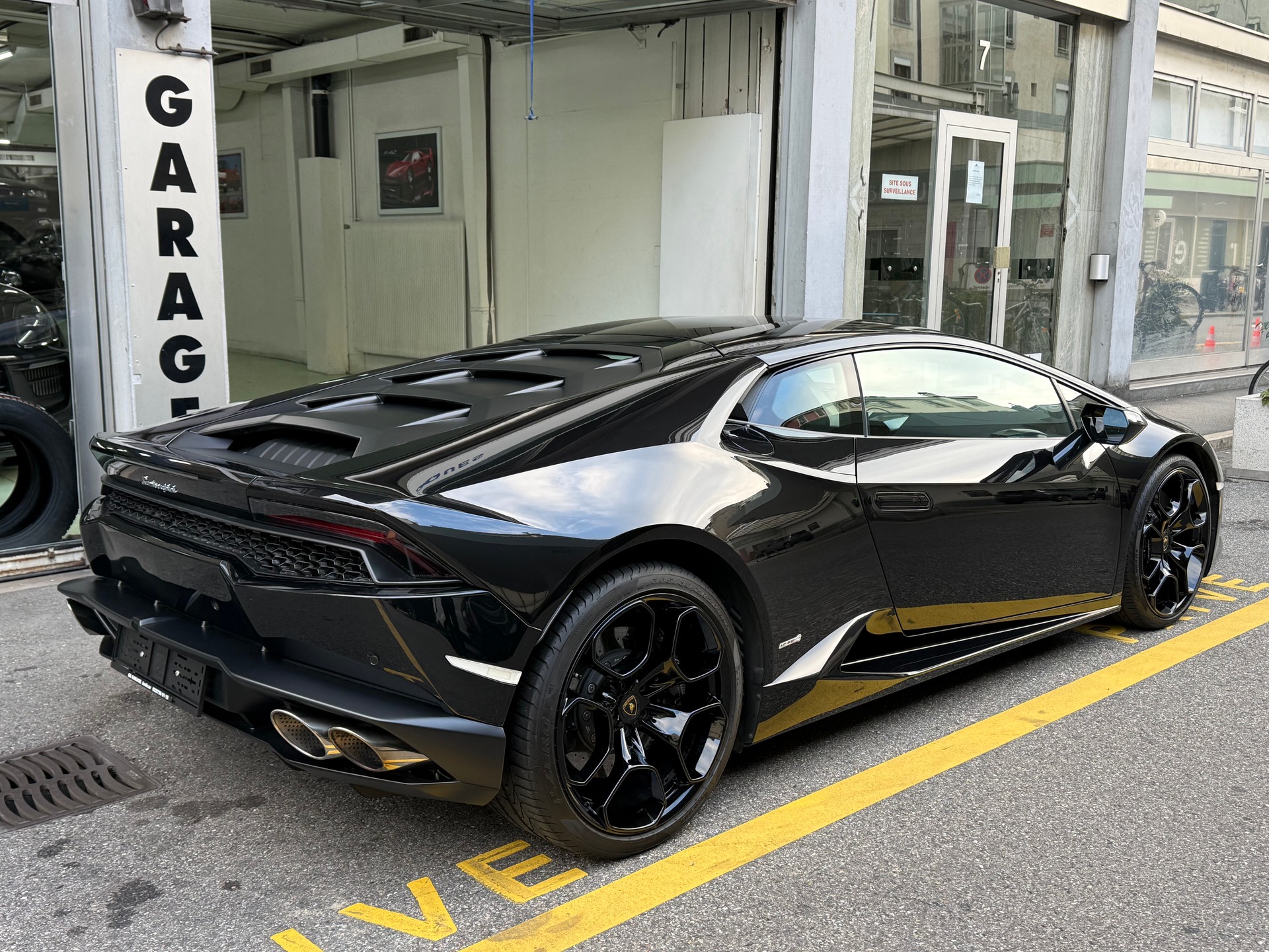LAMBORGHINI Huracan LP610-4 Coupé DCT-image-2