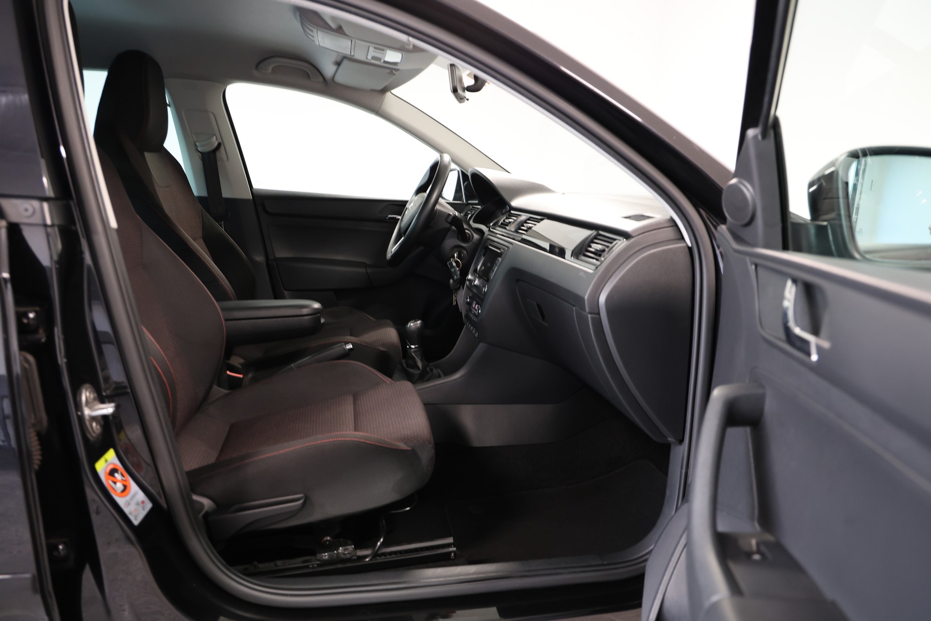 SKODA Rapid Spaceback 1.2 TSI Ambition-image-12