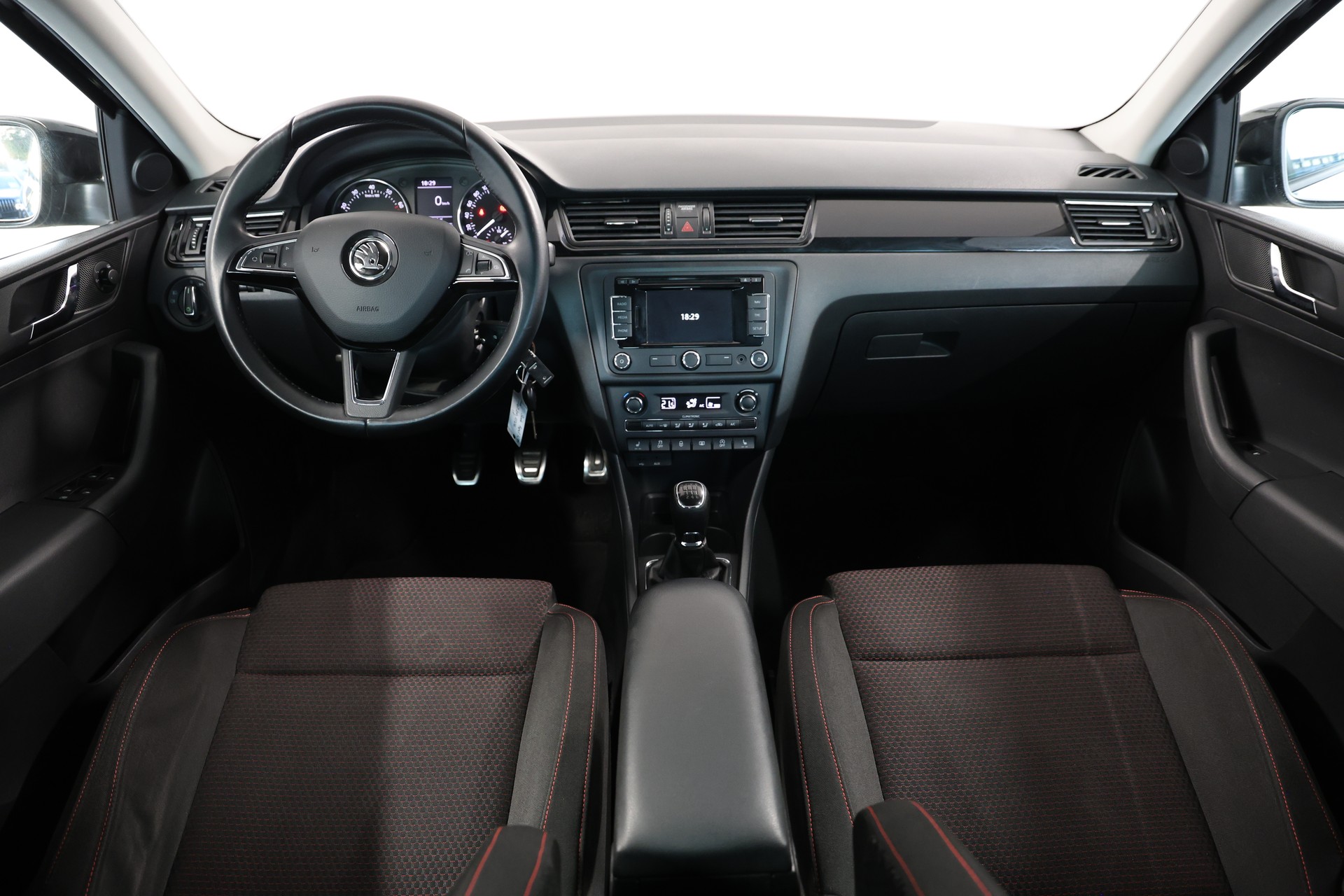 SKODA Rapid Spaceback 1.2 TSI Ambition-image-10