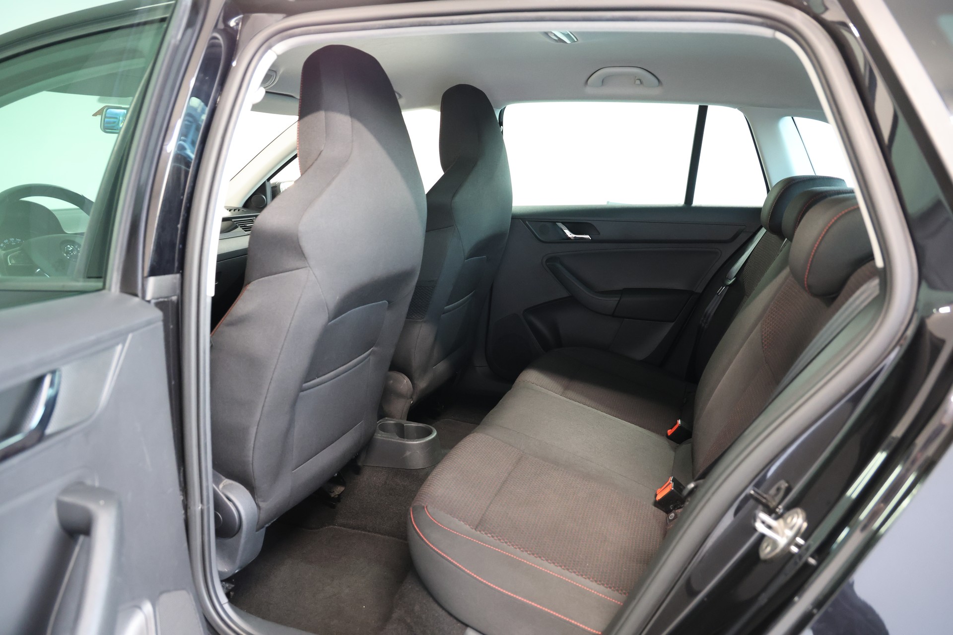 SKODA Rapid Spaceback 1.2 TSI Ambition-image-15