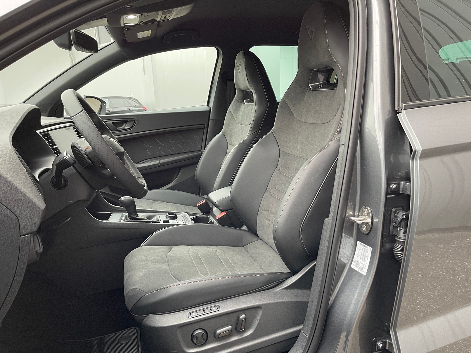CUPRA Ateca 2.0TSI Inicio 4Drive DSG-image-6