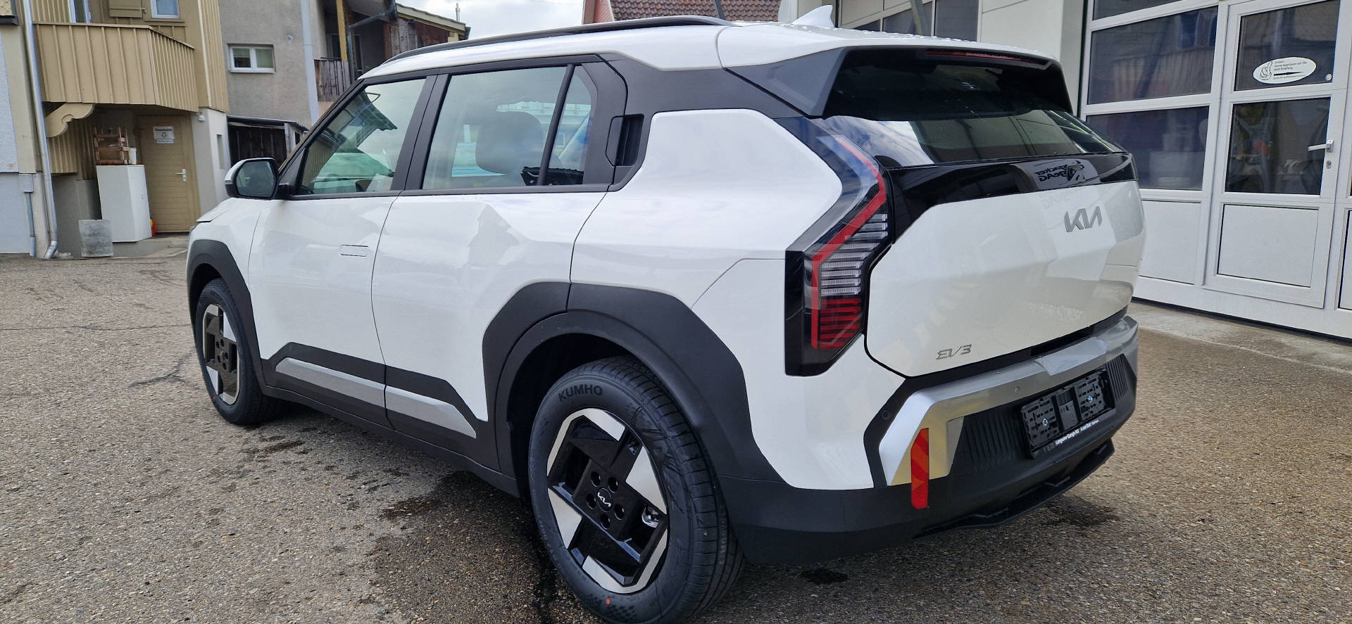 KIA EV3 58 kWh Lite-image-11